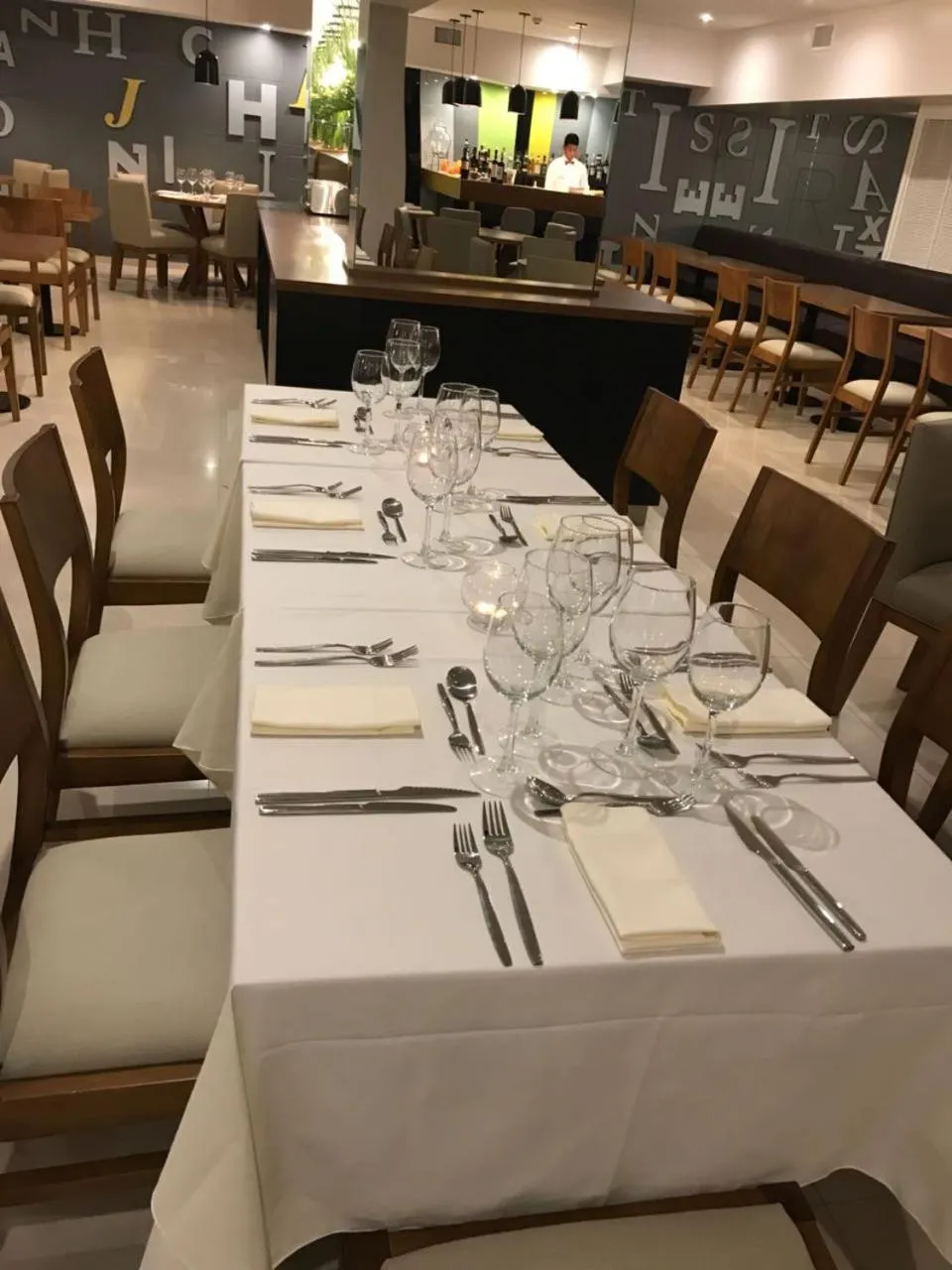 Restaurant/places to eat in Howard Johnson Plaza Buenos Aires