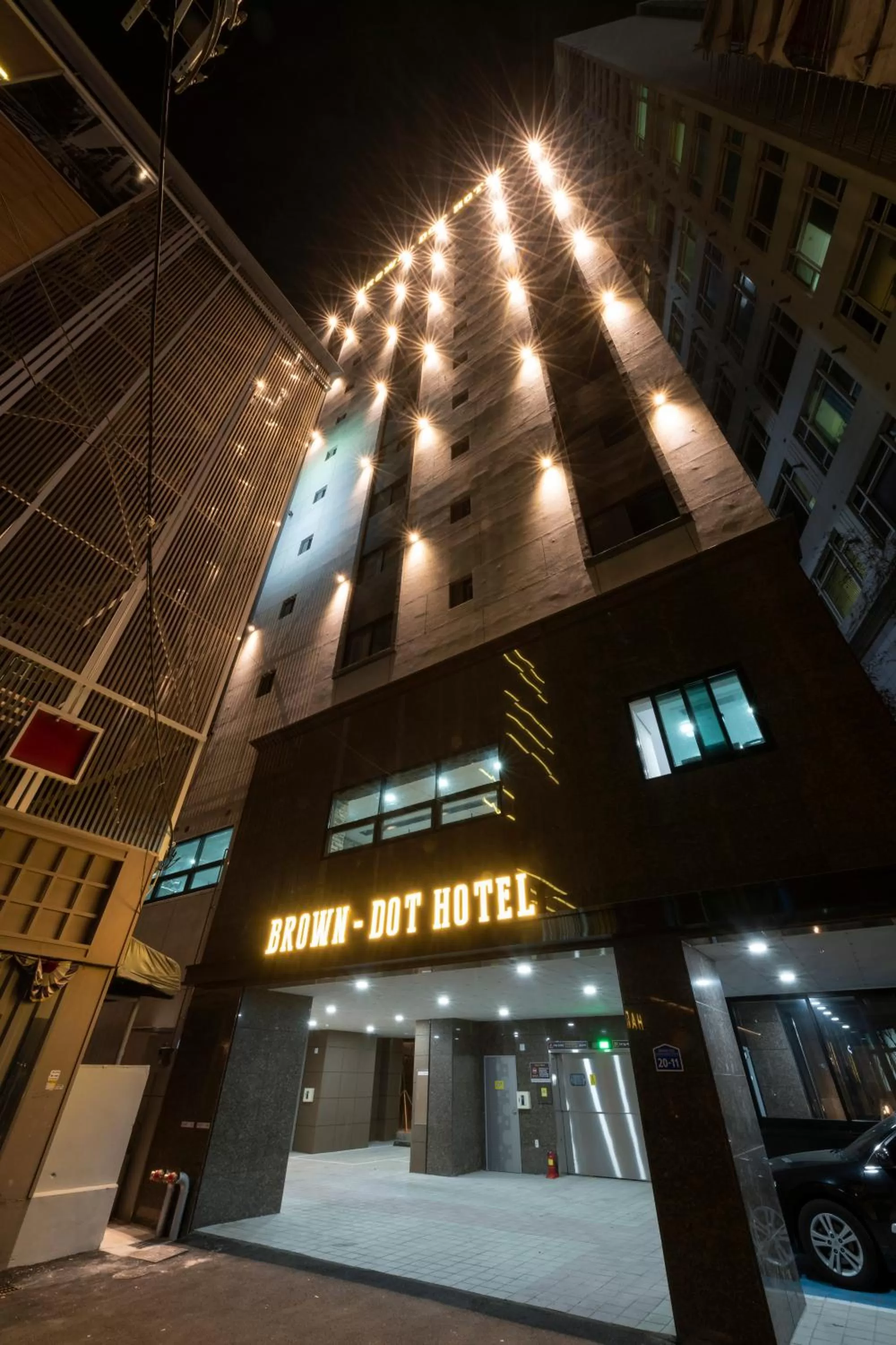 Facade/entrance in Seomyeon Brown-dot hotel Gold