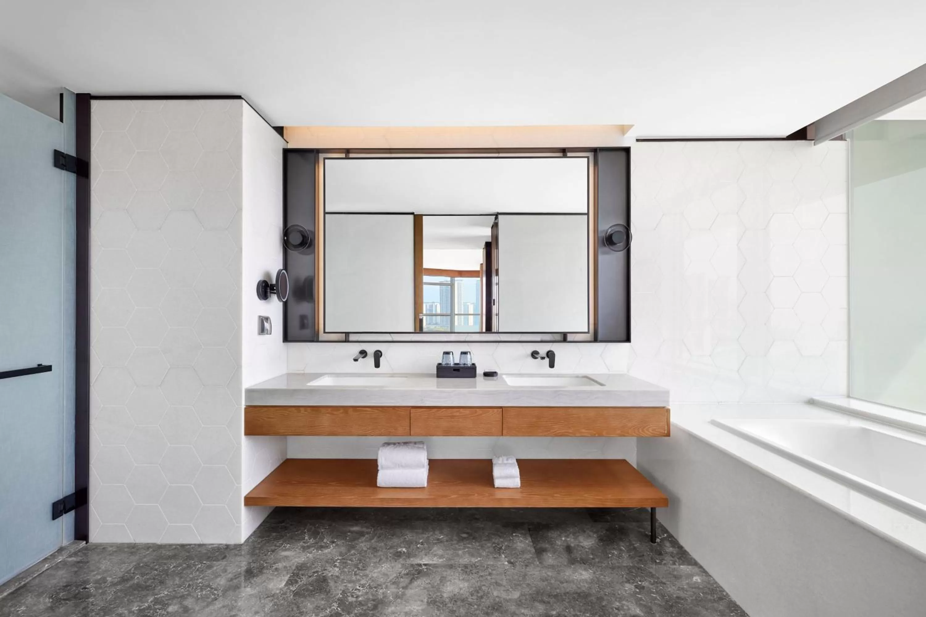 Bathroom in Sheraton Zhaoqing Dinghu