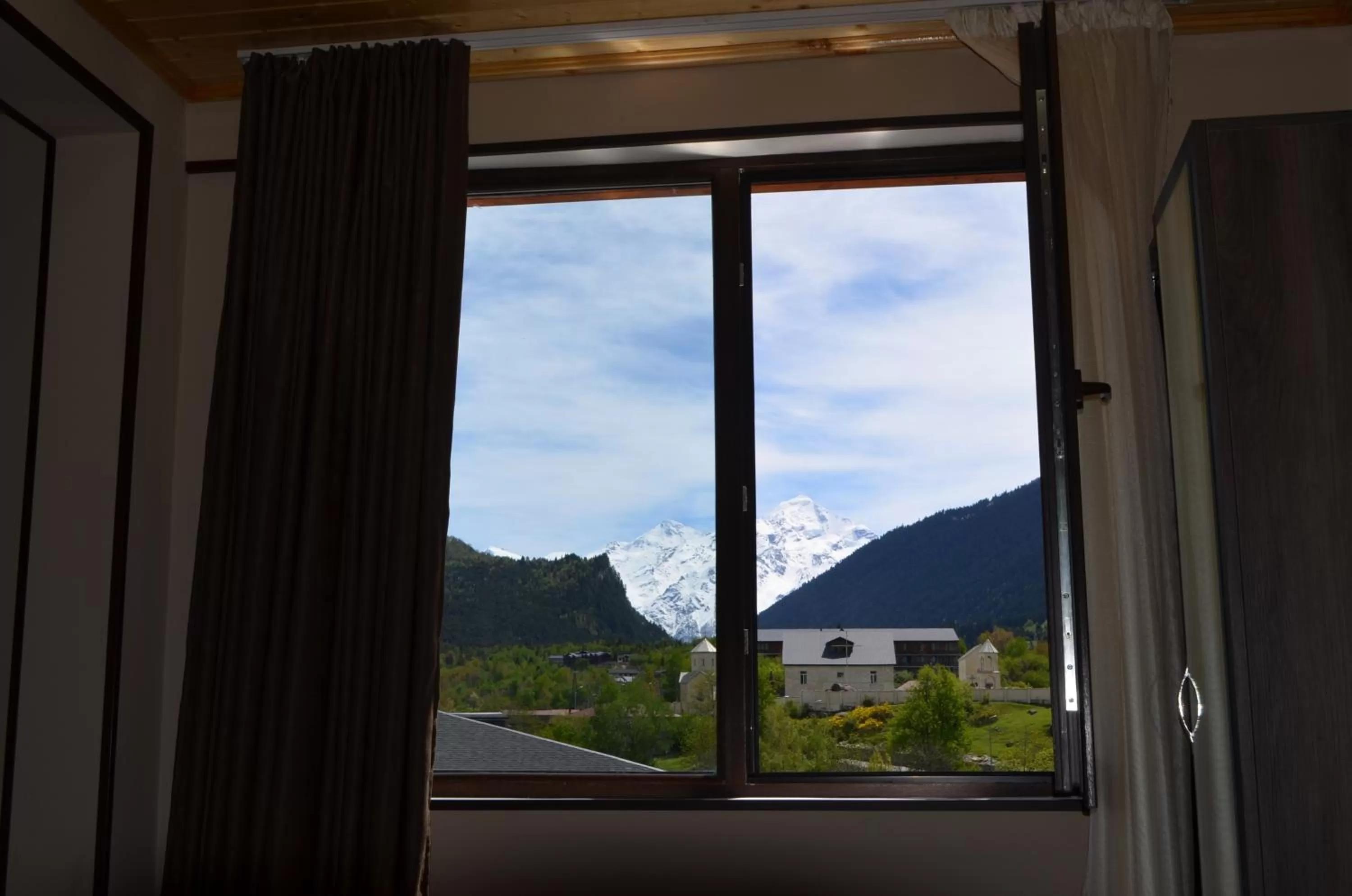 Bedroom, Mountain View in Hotel Svanseti