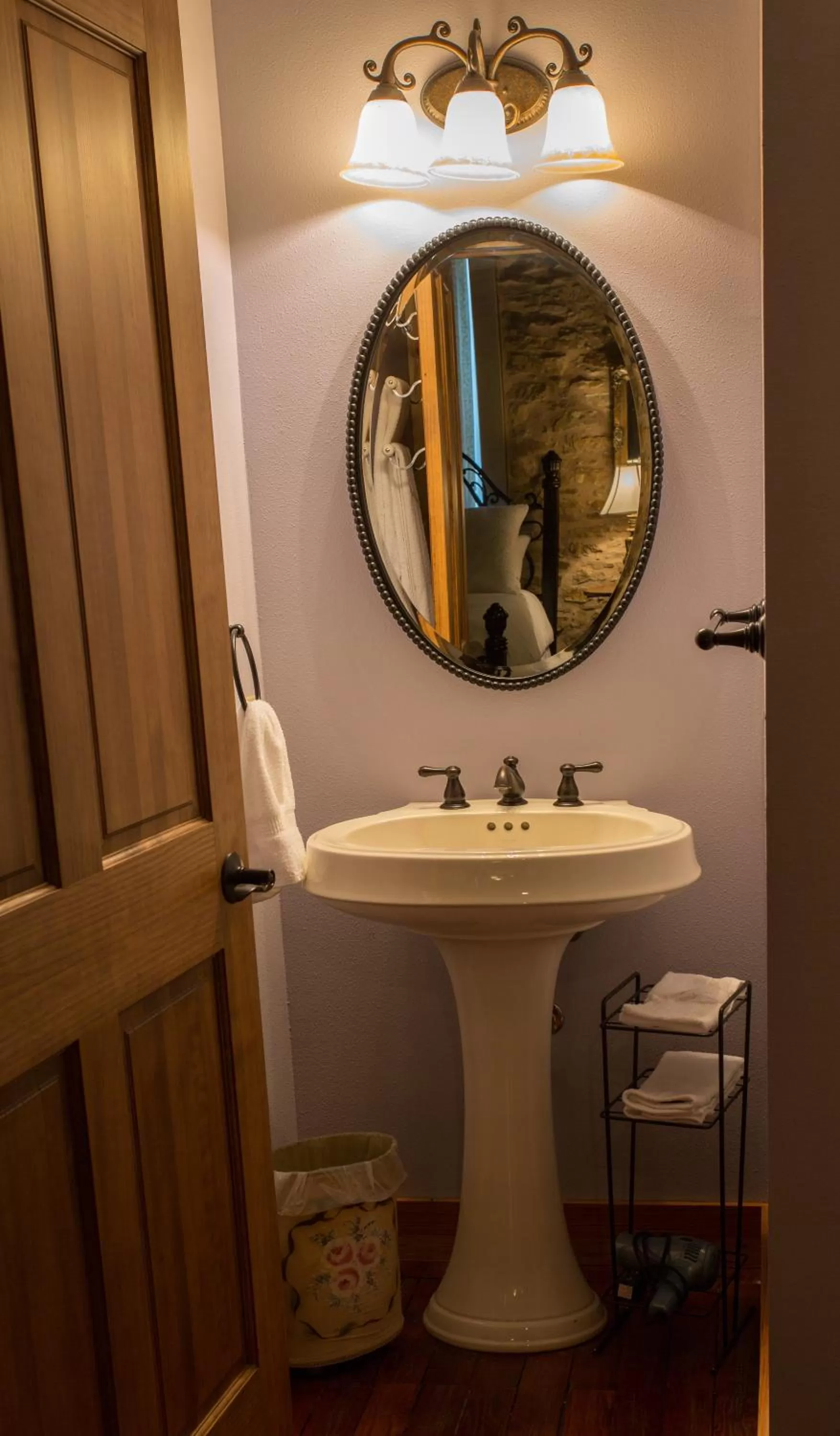 Bathroom in Upstairs Inn