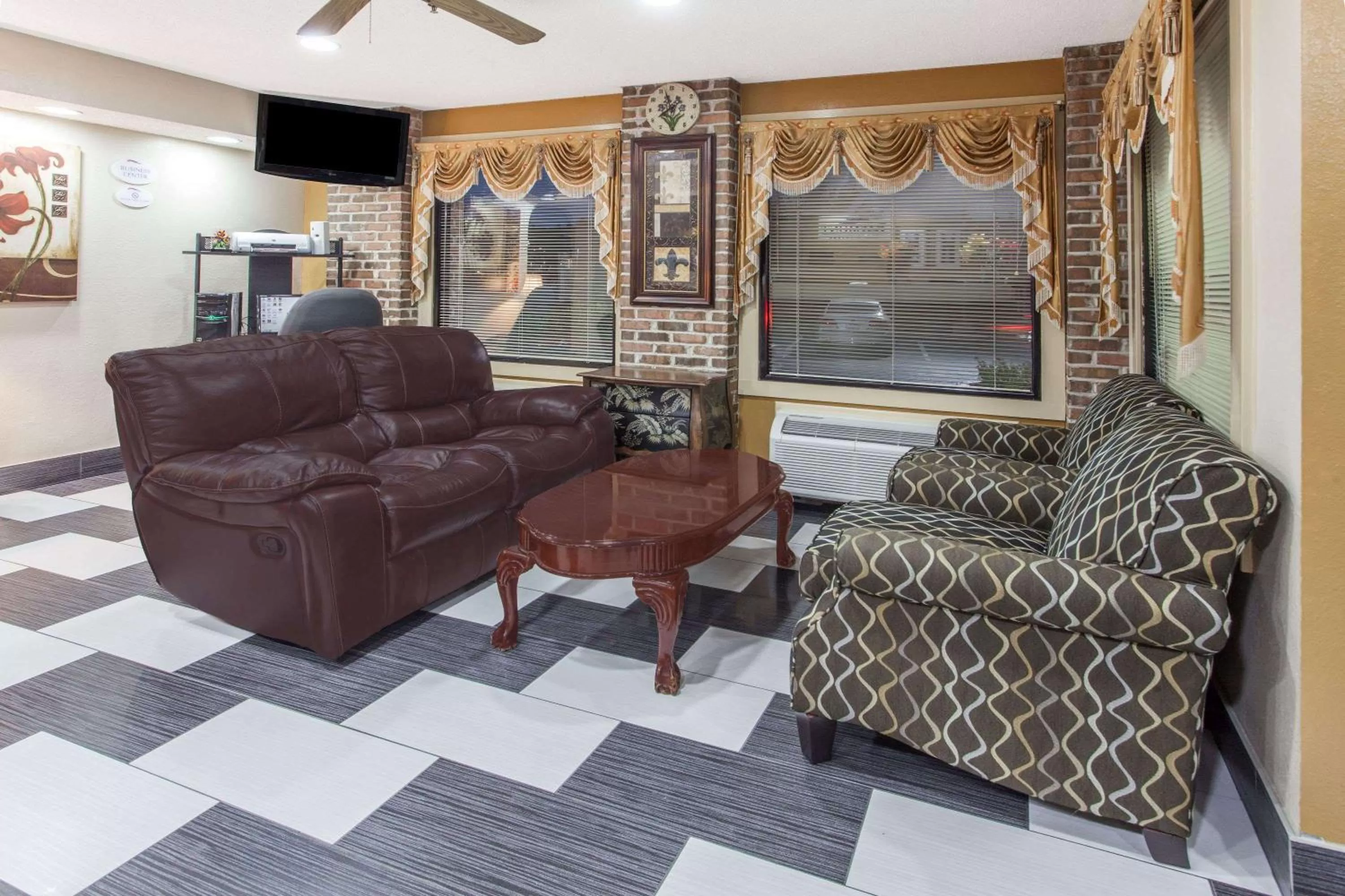 Lobby or reception in Baymont by Wyndham Smyrna