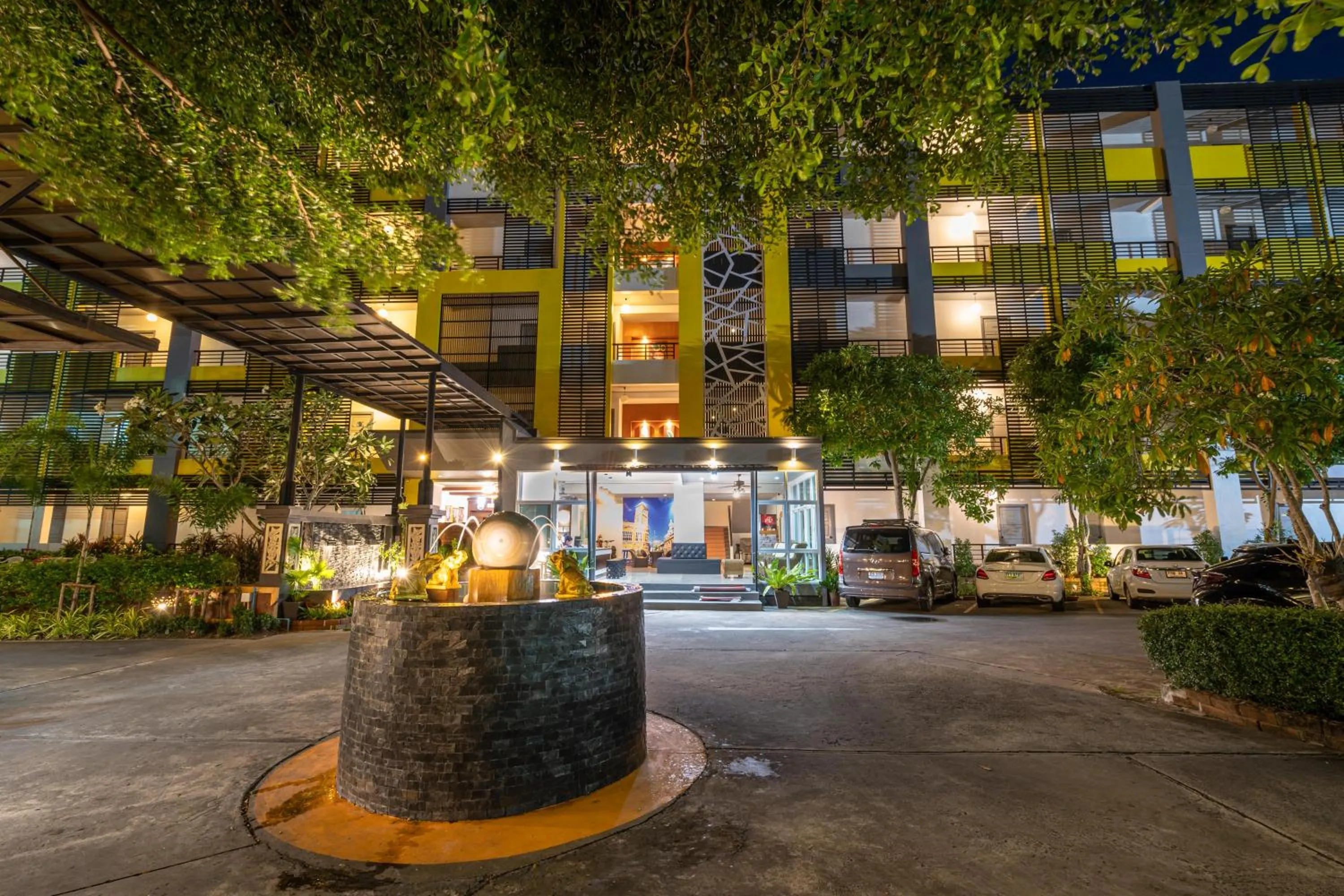 Facade/entrance in SB Living Place Hotel Phuket Town