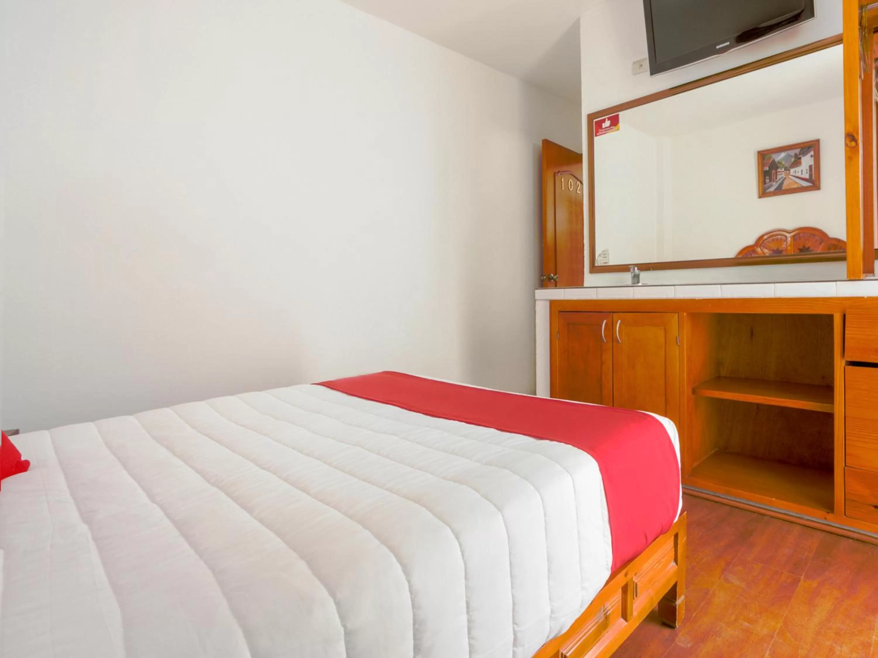 Bedroom in OYO Hotel Montes, Atlixco Puebla