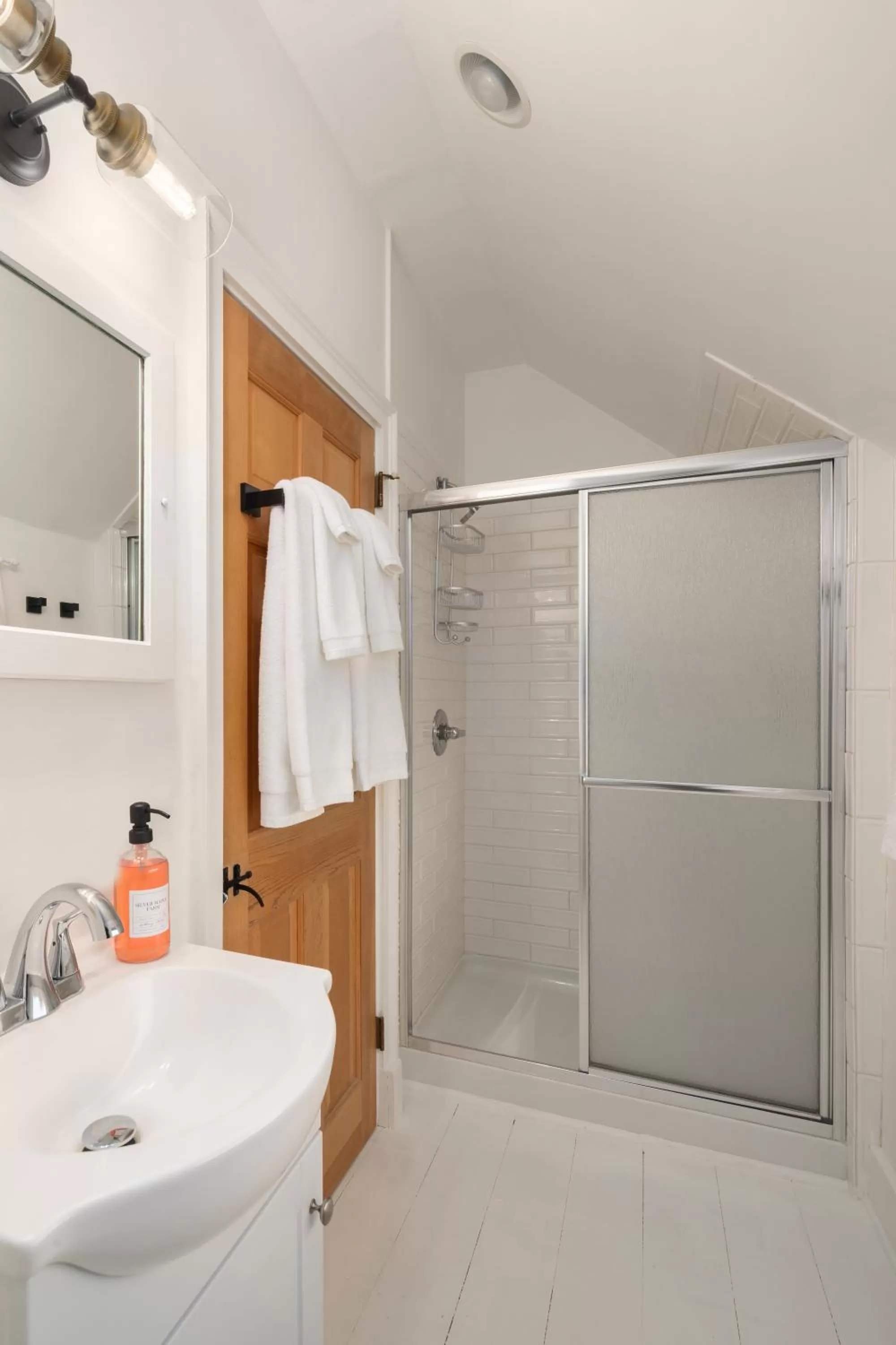 Bathroom in Inn at Silver Maple Farm
