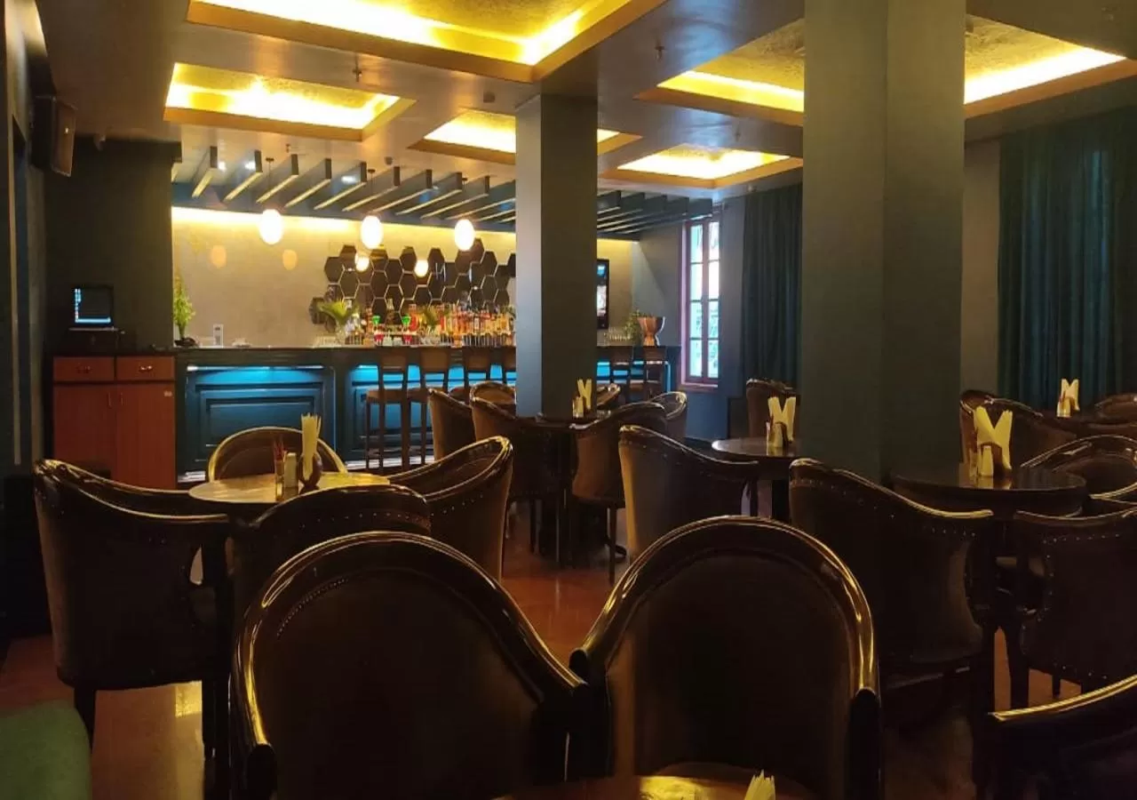 Lounge or bar in Hotel Cachar Club