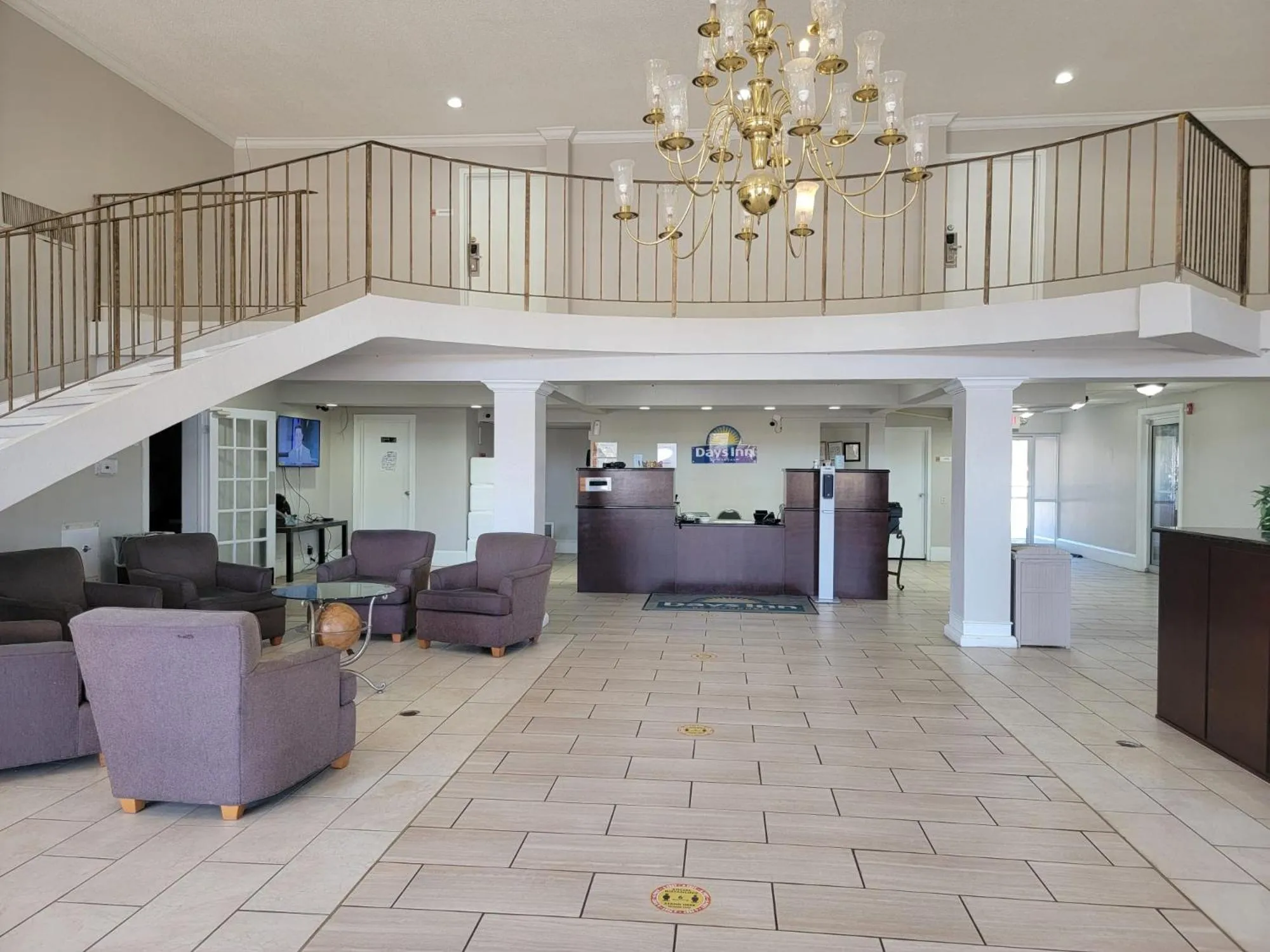 Lobby or reception in Executive Inn & Suites