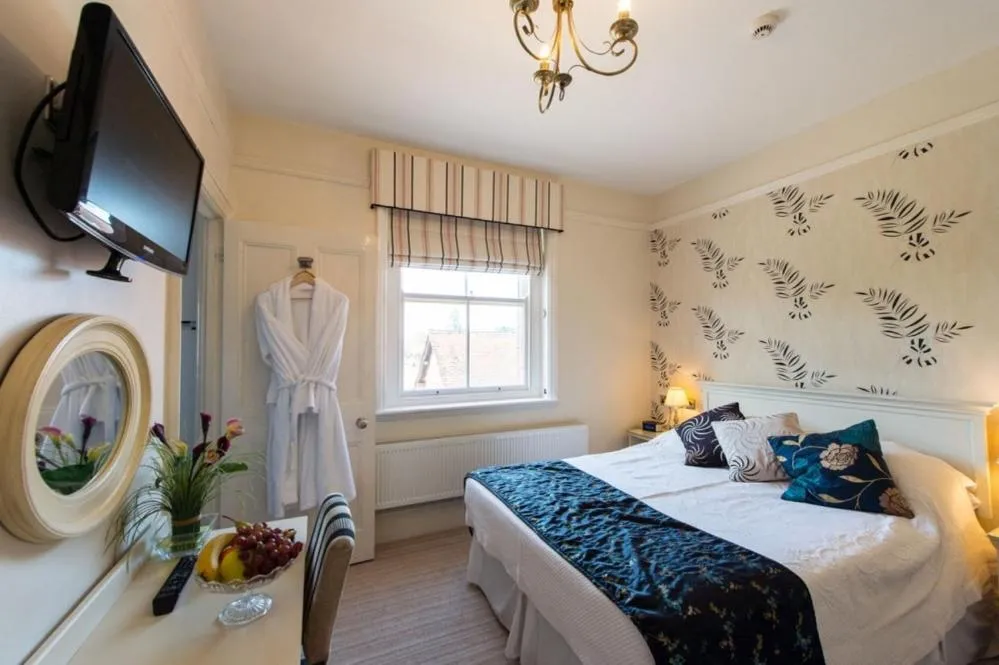 Day, Bed in The Old Vicarage