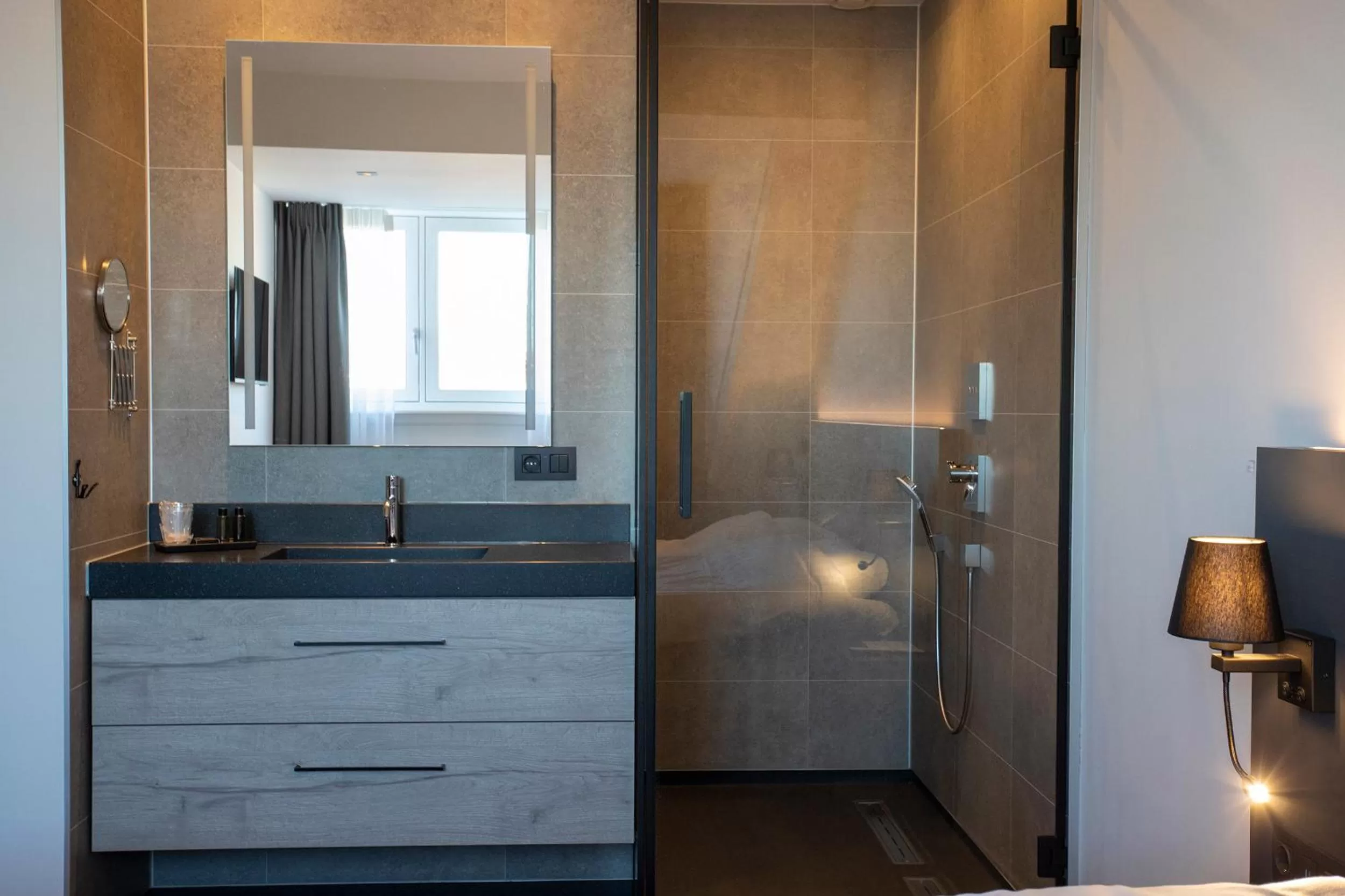 Bathroom in Hotel Tholen