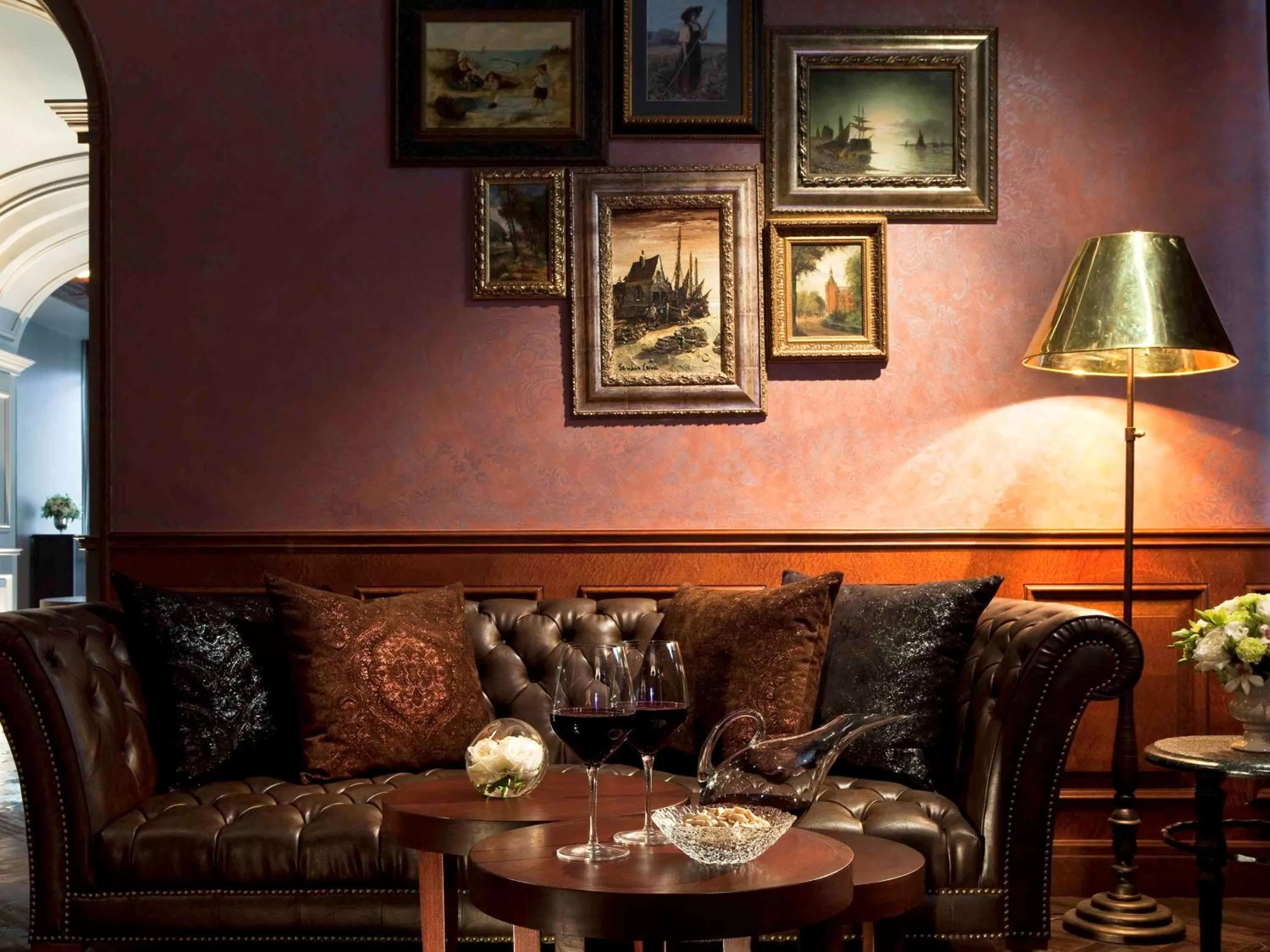 Lounge or bar, Seating Area in Hotel Muse Bangkok Langsuan - MGallery