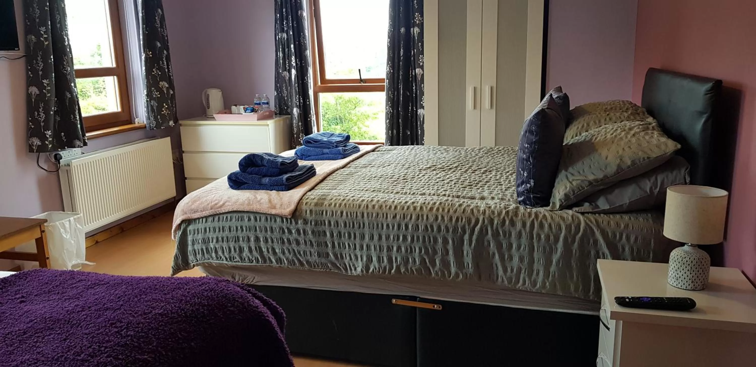 Bedroom, Bed in Maghernahar House B&B