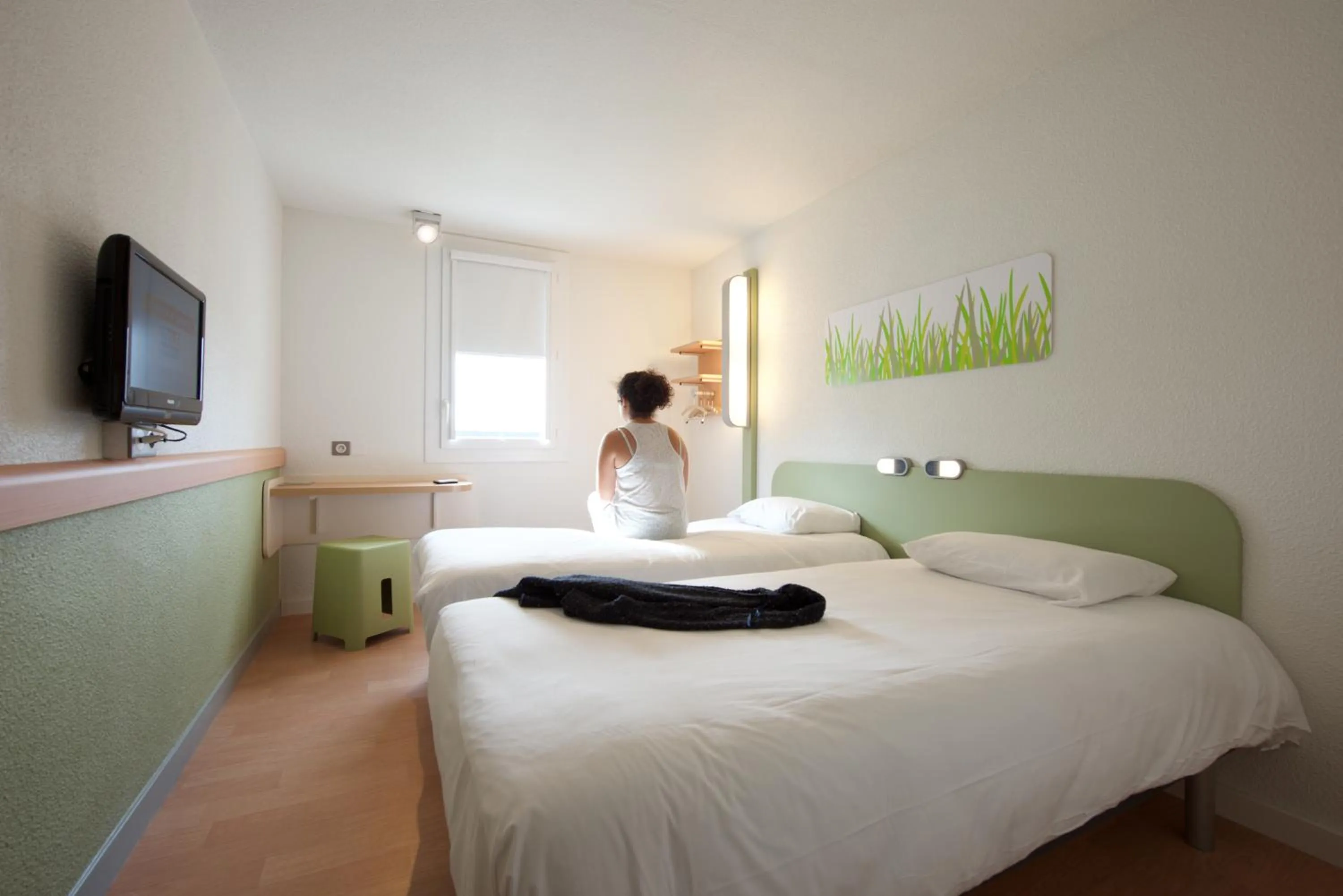 Bed in ibis budget Pau Lescar