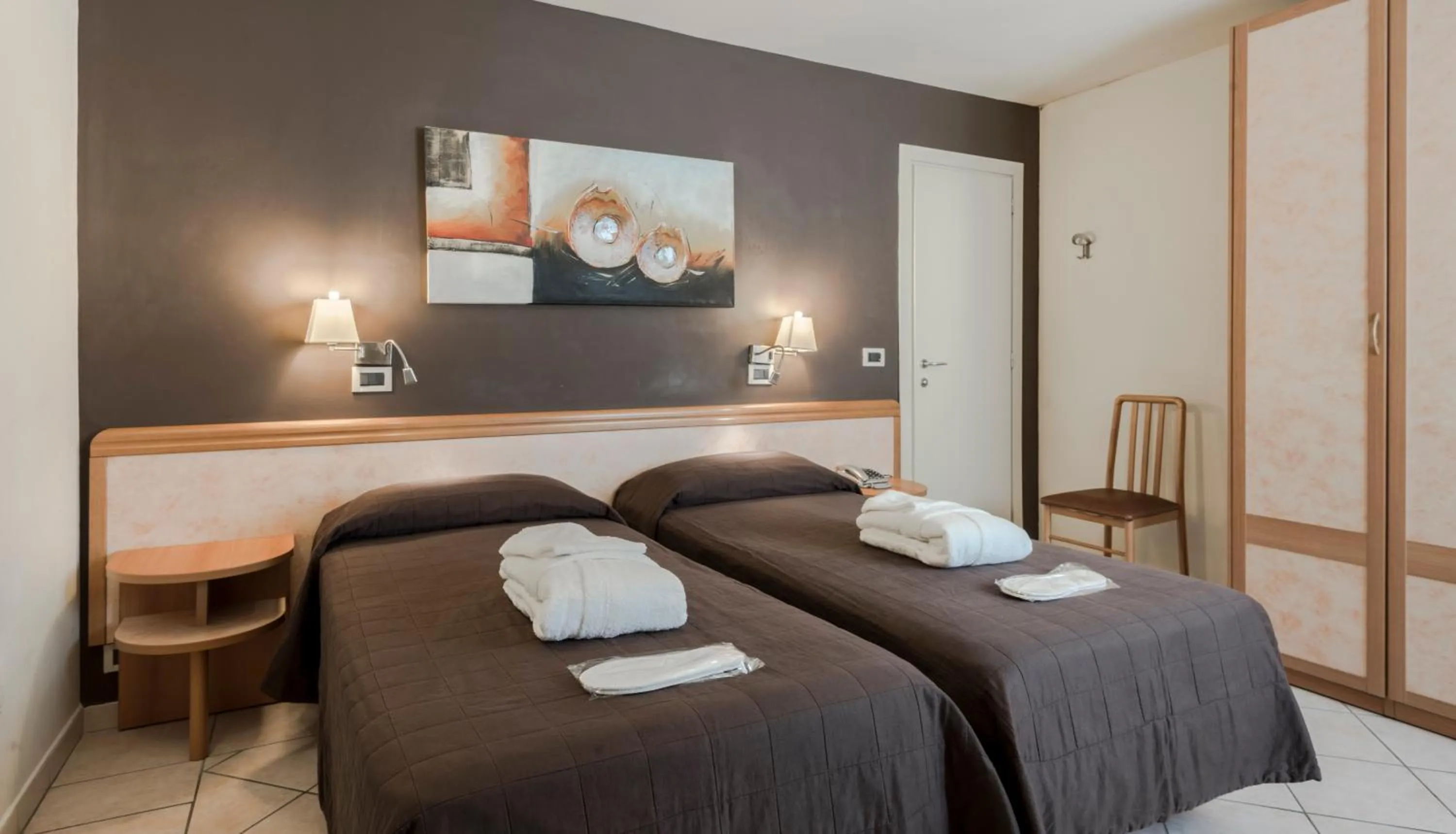 Decorative detail, Bed in Hotel Montebello