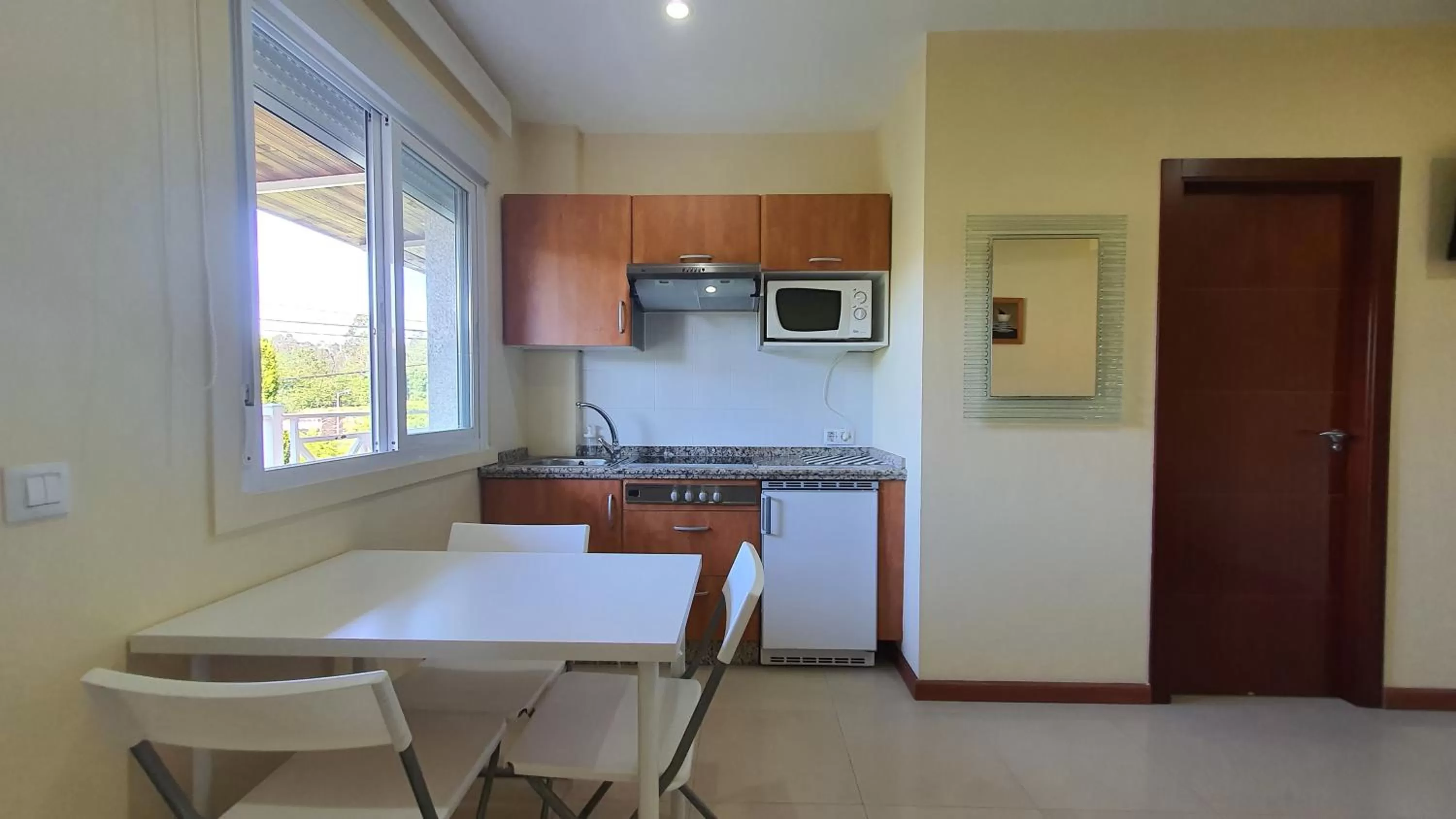 Kitchen or kitchenette, Kitchen/Kitchenette in Sun Galicia Hotel y Apartamentos