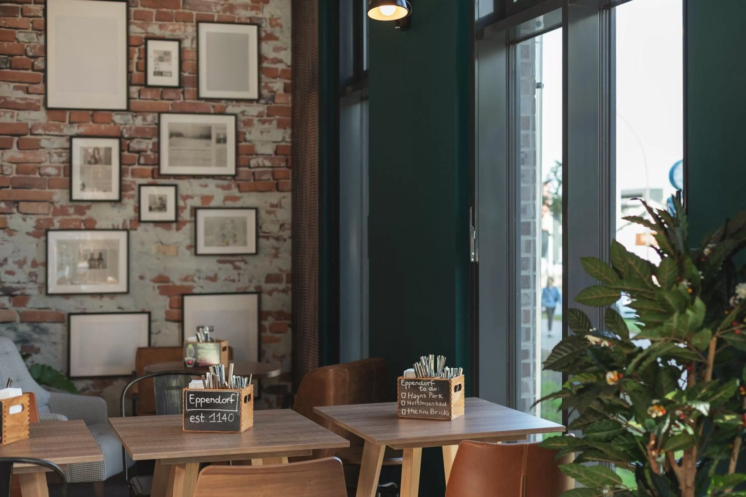 Restaurant/places to eat in Holiday Inn - the niu, Bricks Hamburg Eppendorf by IHG