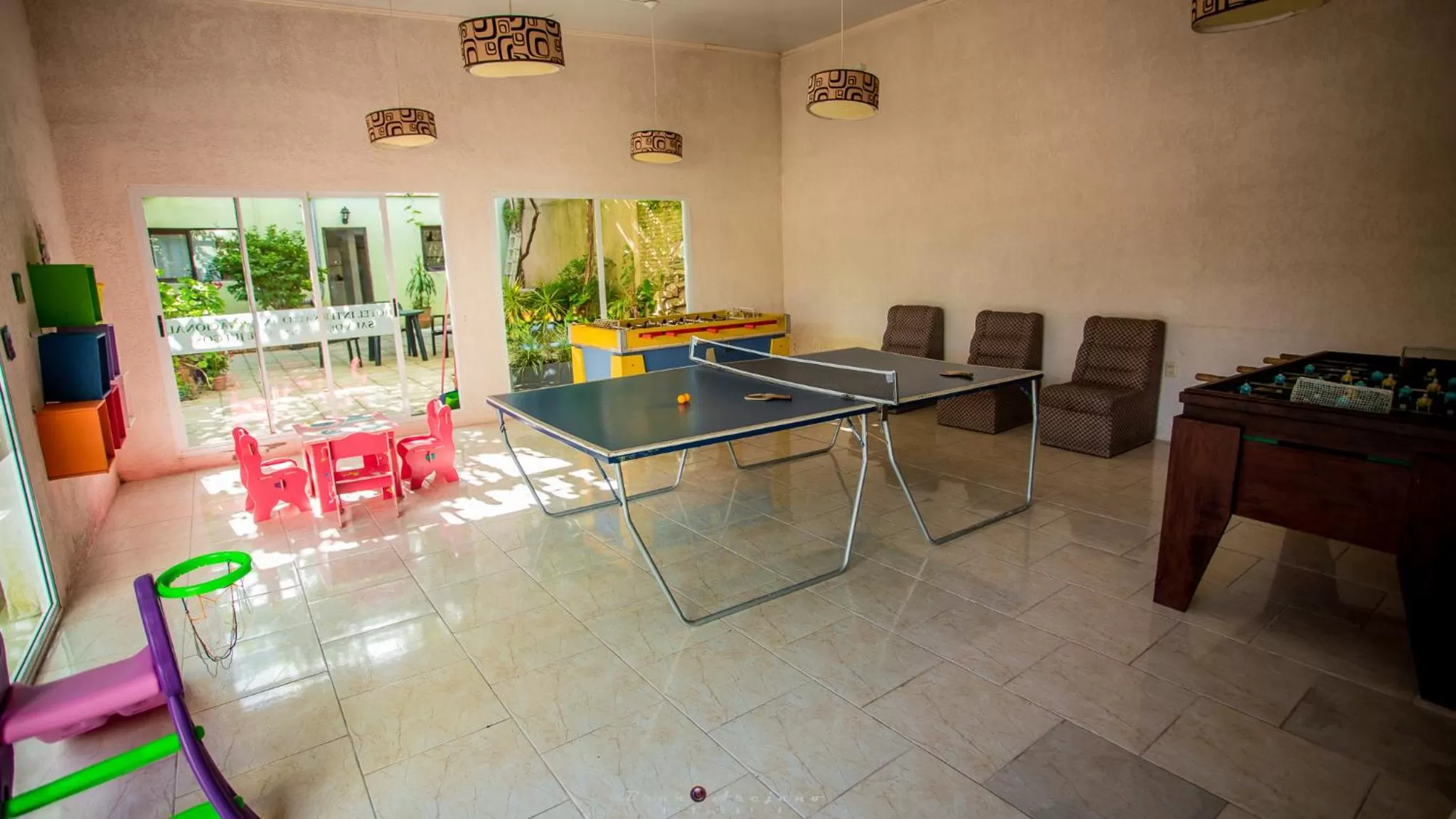 Game Room, Table Tennis in Hotel Internacional
