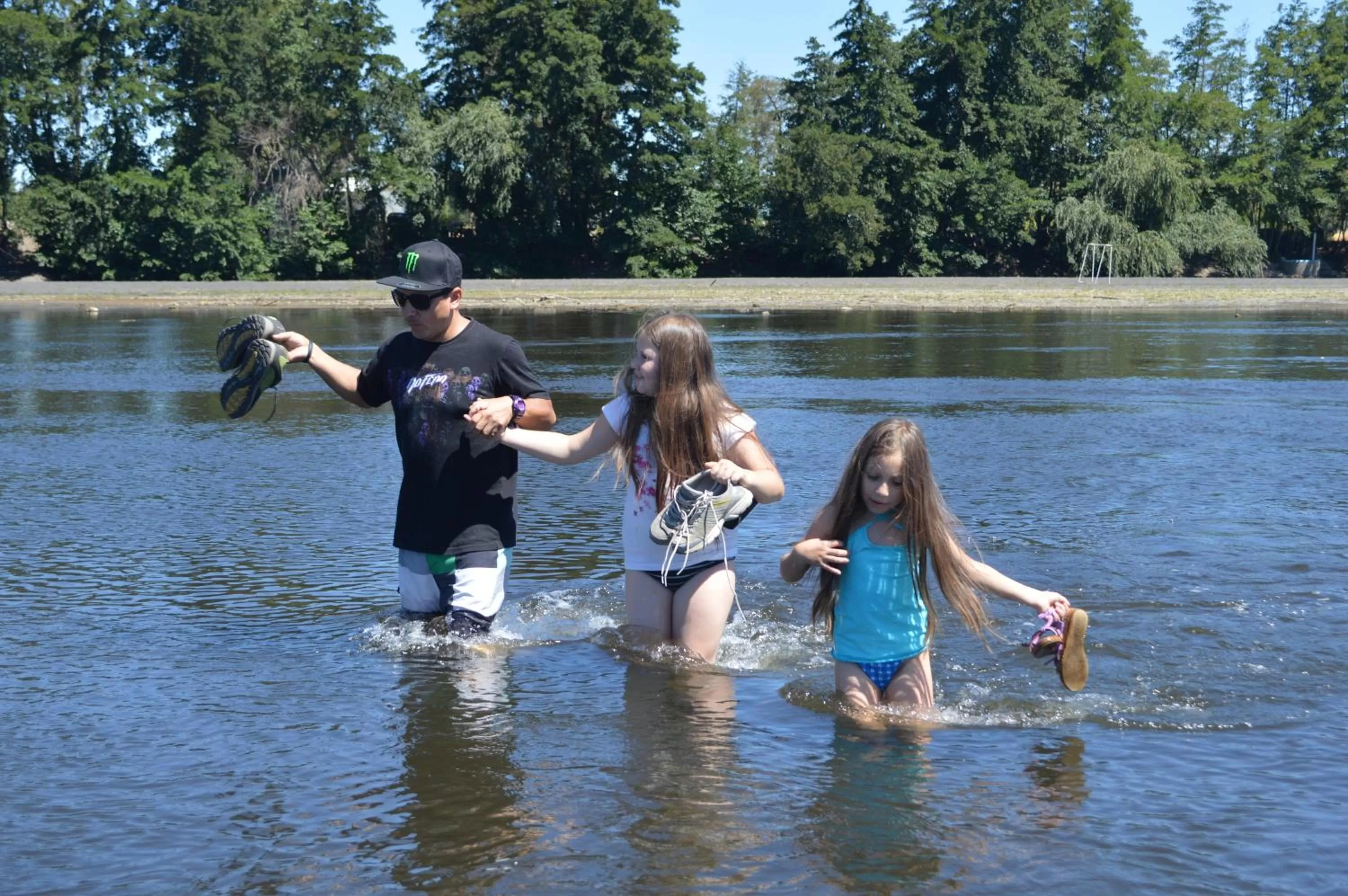 Family in Coyunche Cabañas y Camping Laja & San Rosendo