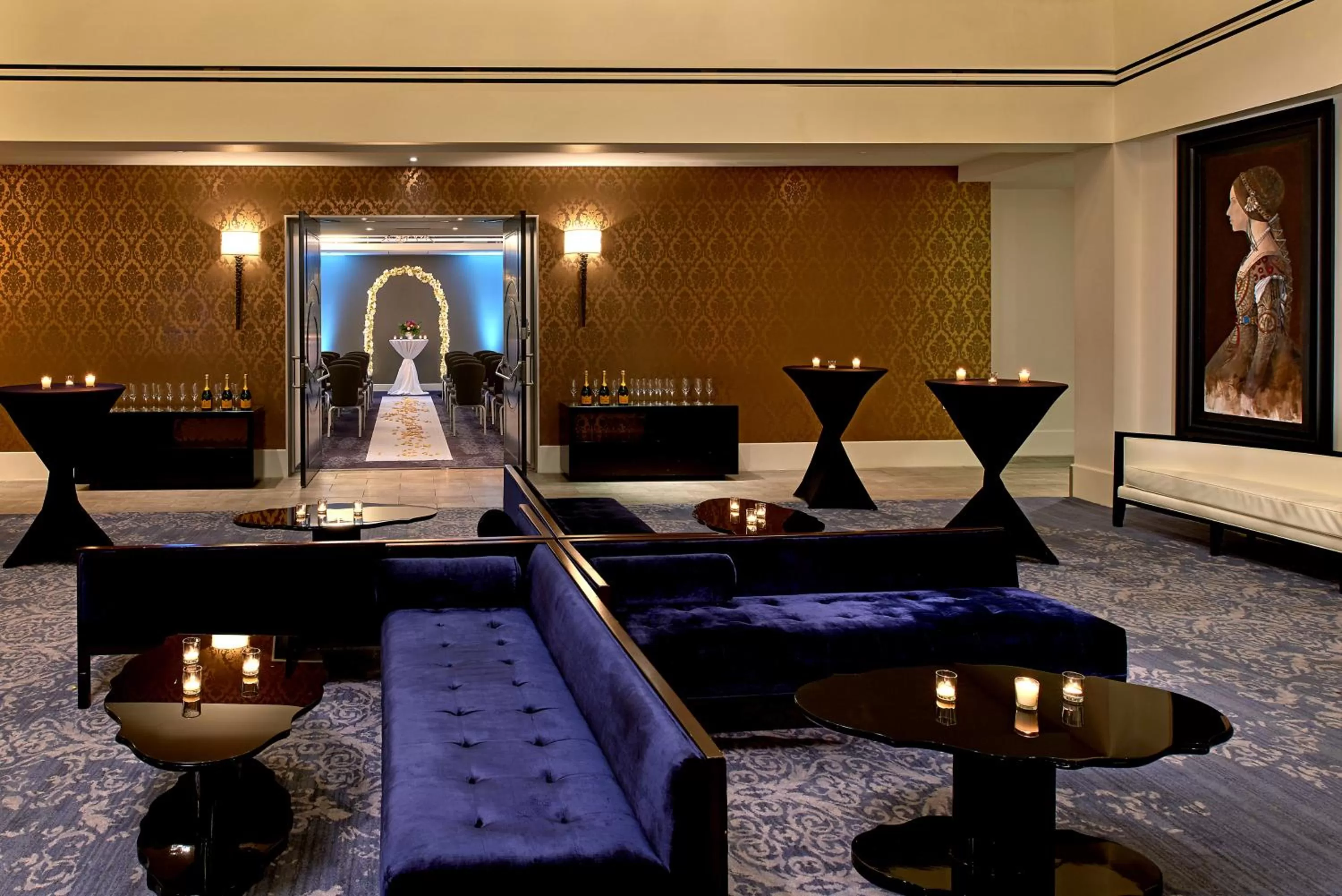 Seating area in The Fontaine