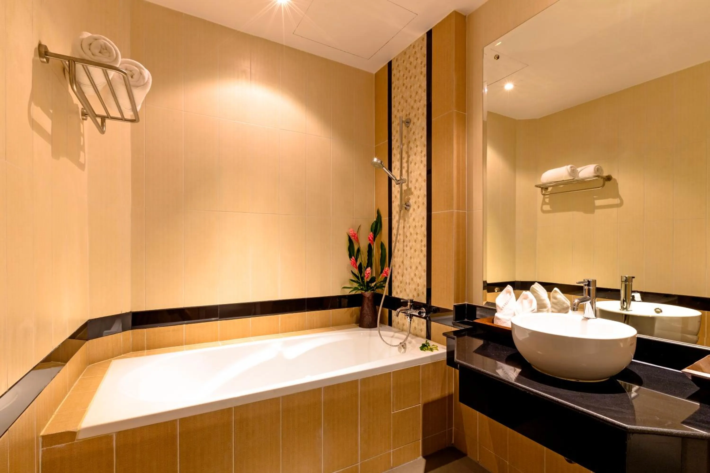 Toilet in Nipa Resort, Patong Beach