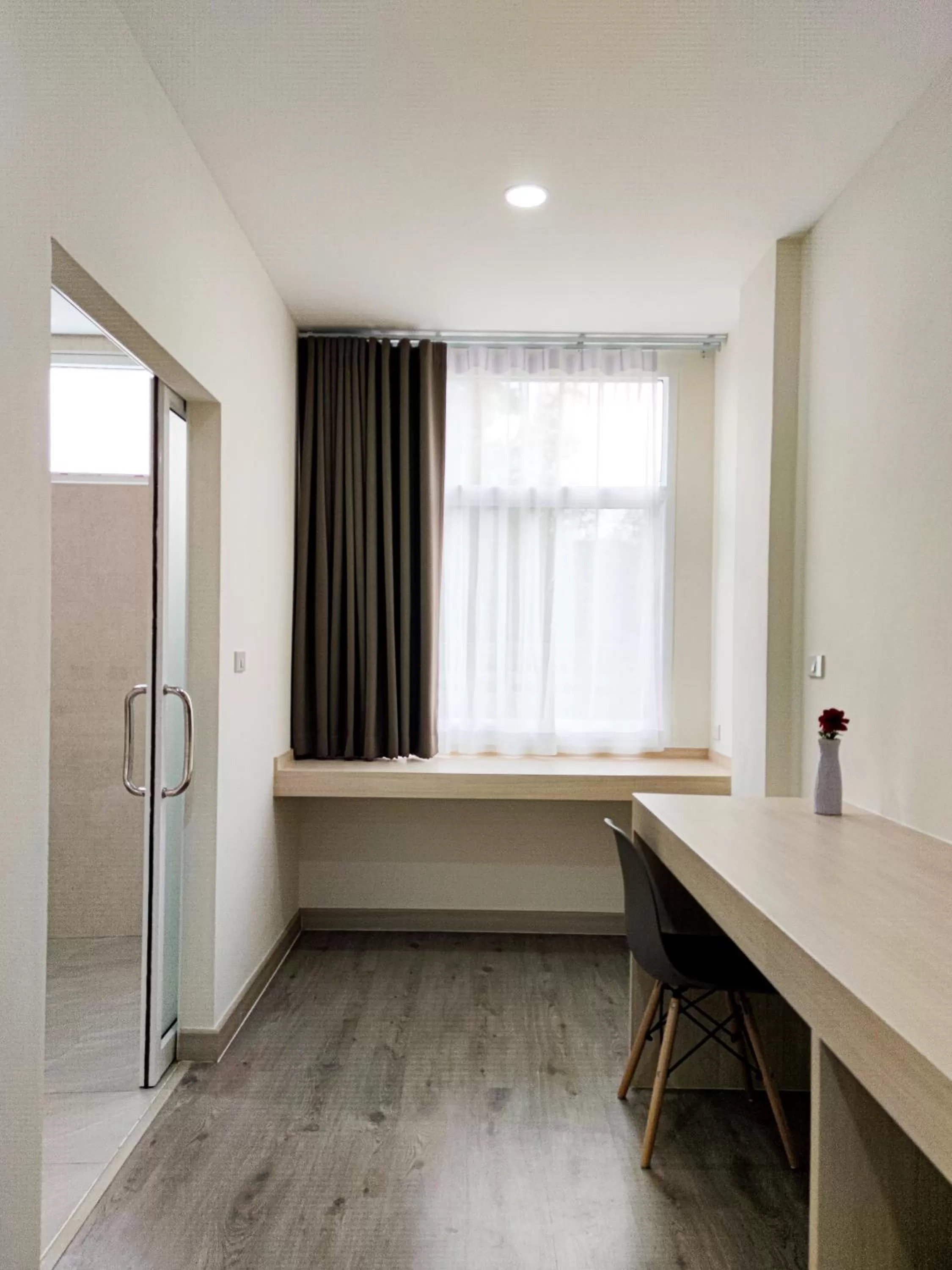 Dining area in Lueangchan Orchid Hotel