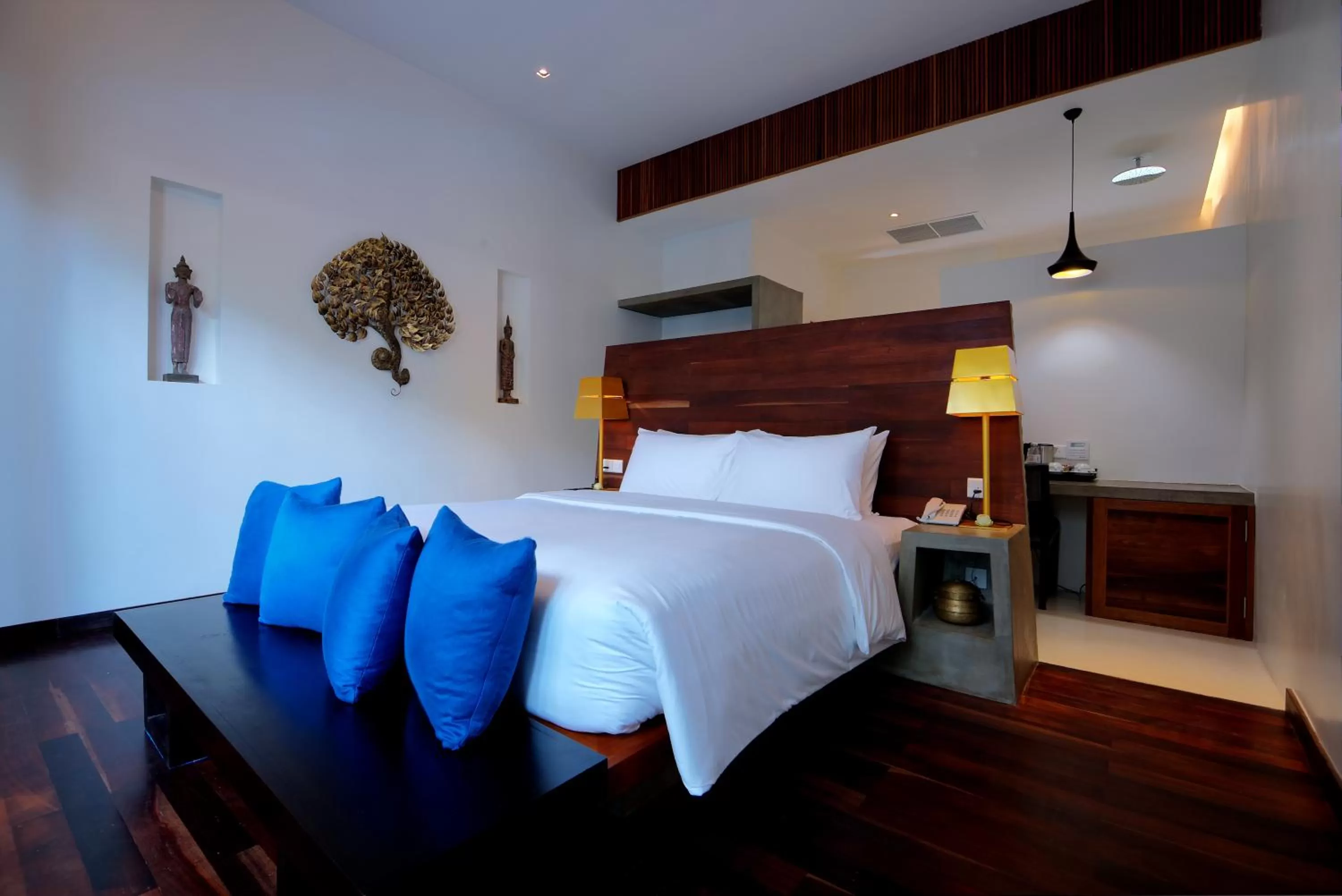 Photo of the whole room, Bed in Apsara Residence Hotel