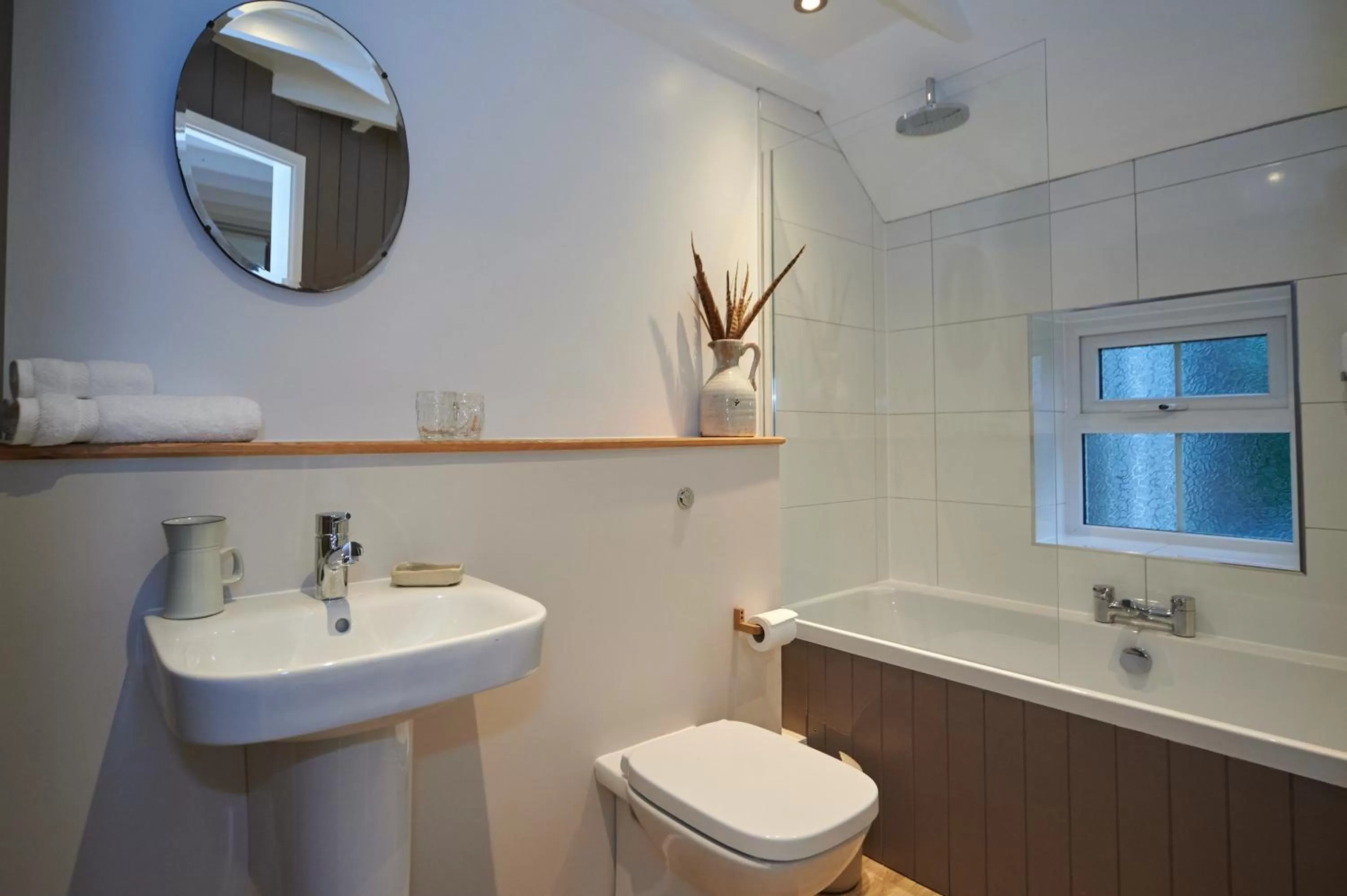 Bathroom in Black Lion Inn