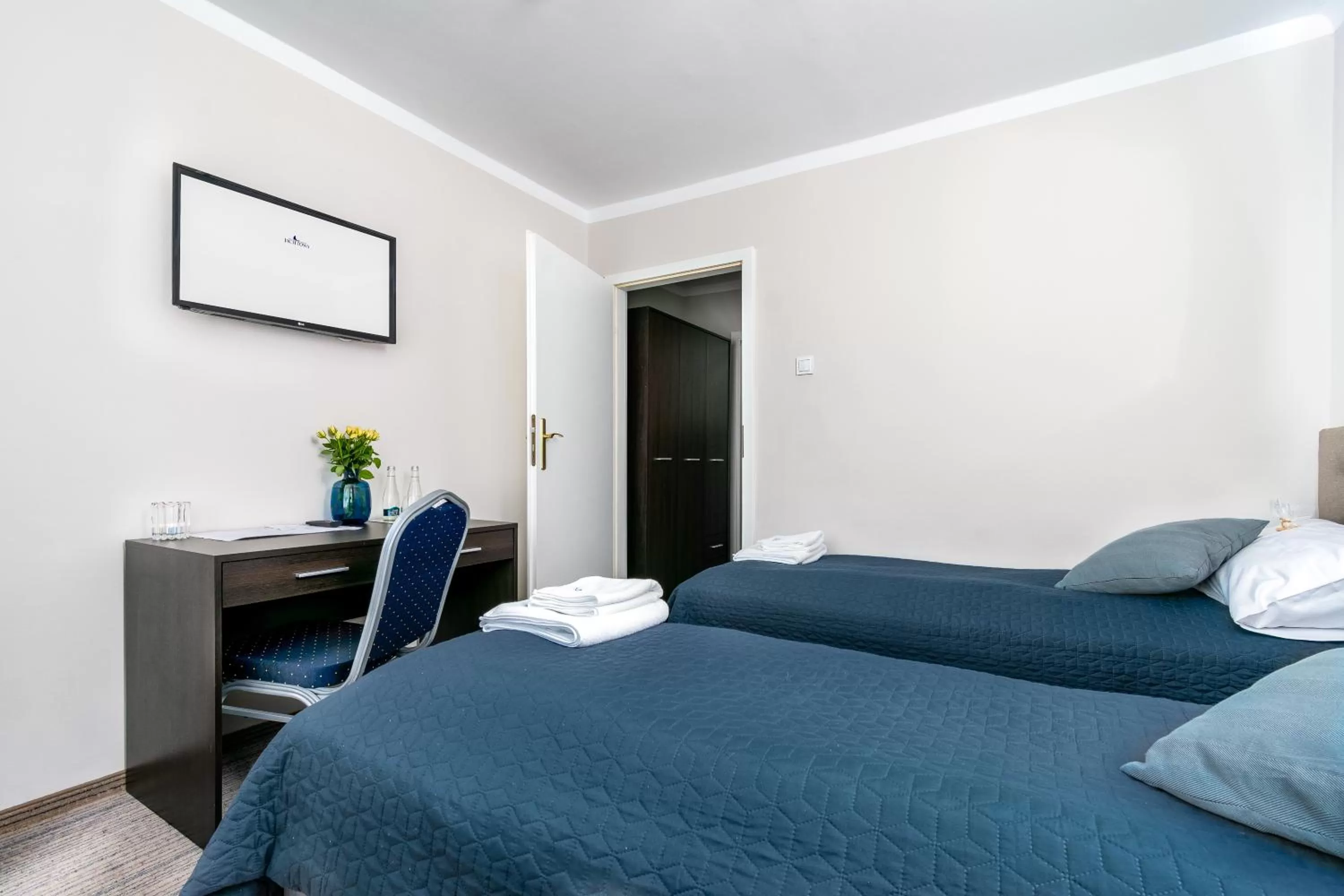 Photo of the whole room, Bed in JACHTOWA Hotel i Restauracja