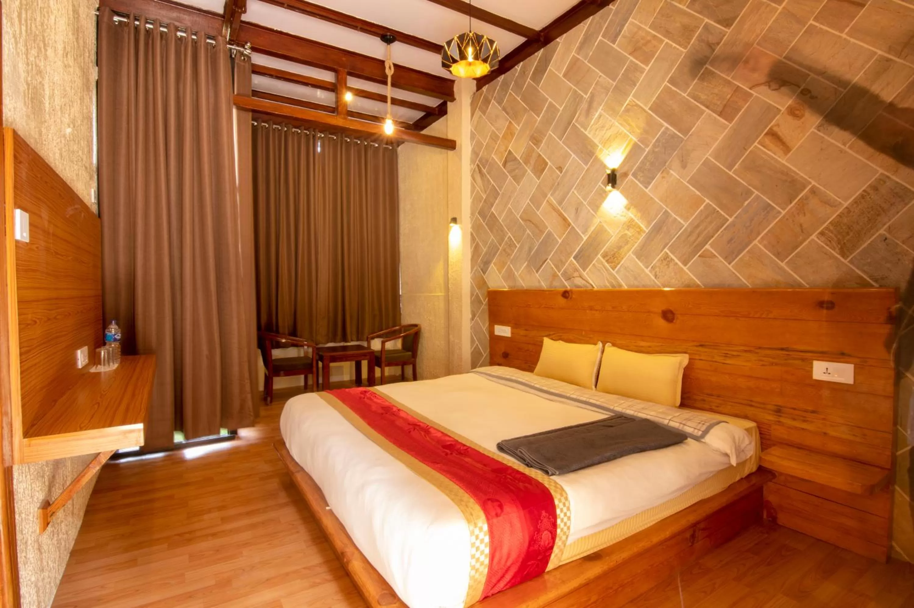 Bed in Peaceful Cottage & Cafe Du Mont