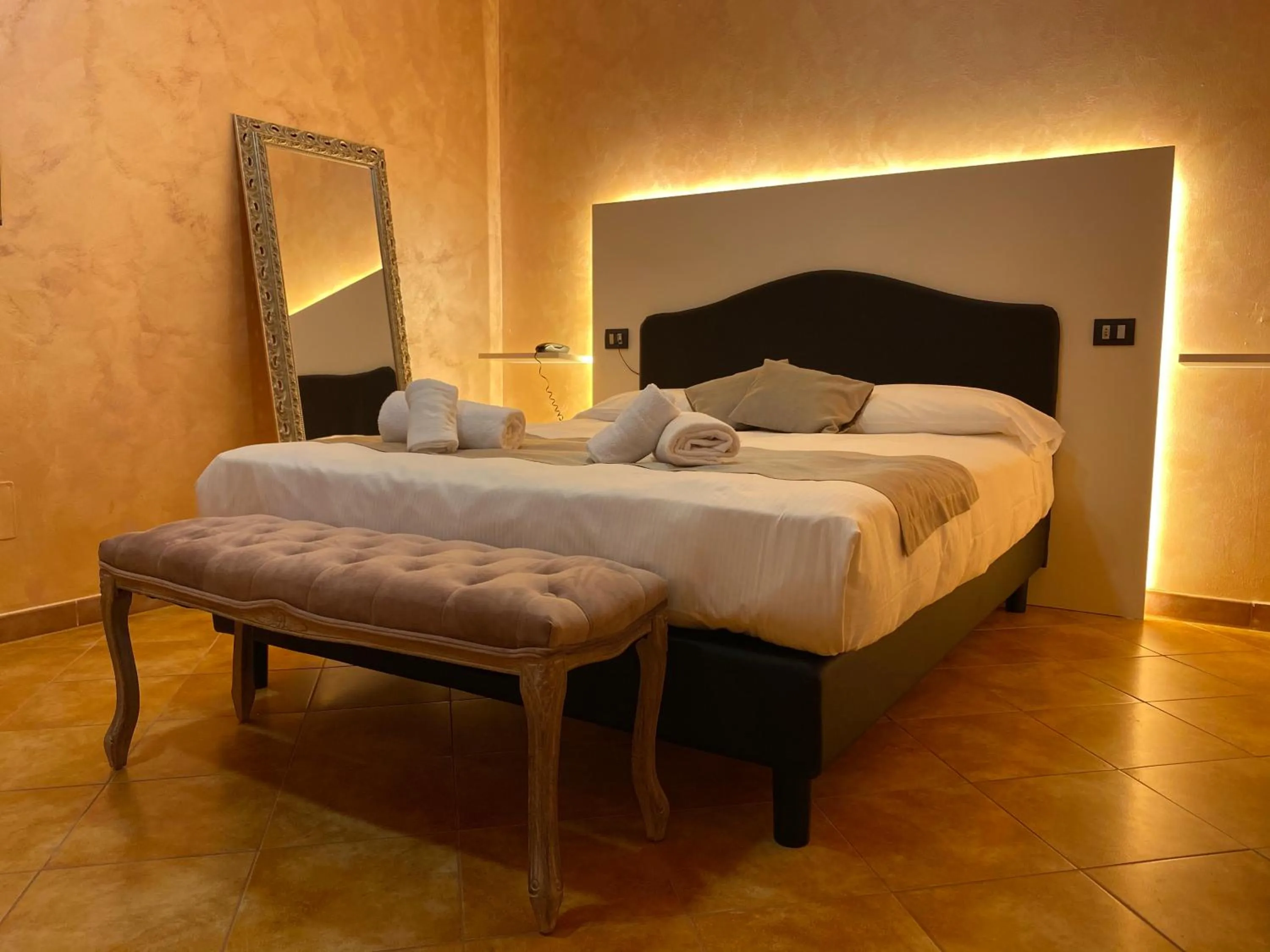 Bedroom, Bed in Impero Hotel Beauty & Spa - Bike Hotel