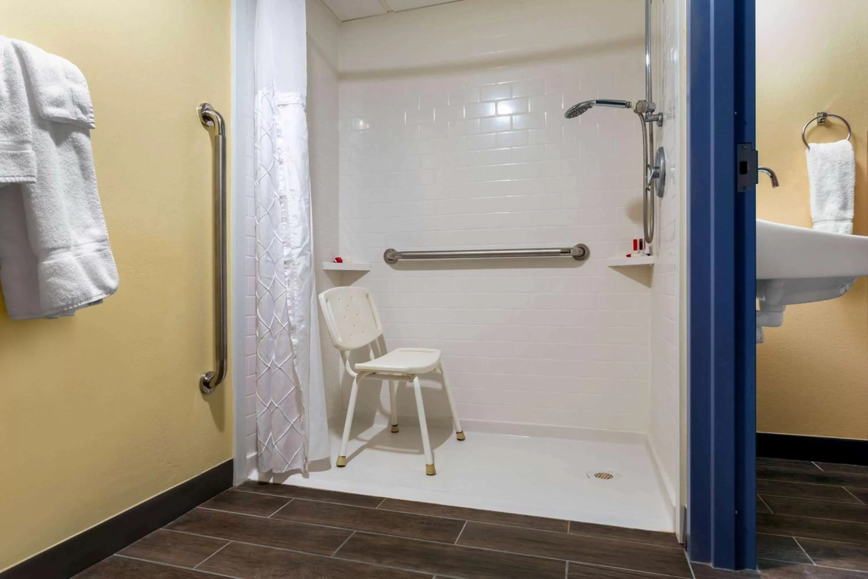 Shower in Days Inn by Wyndham Augusta