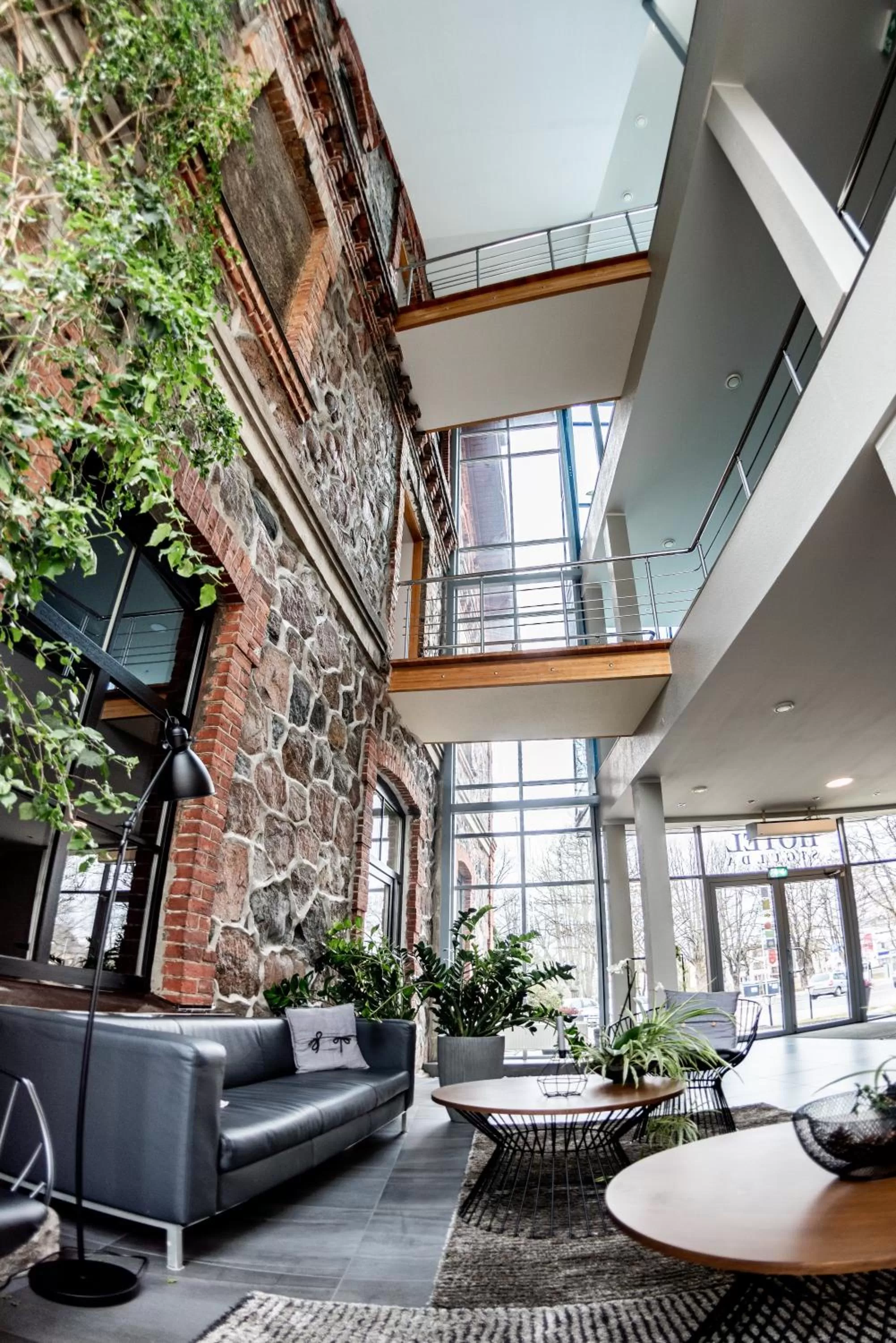 Communal lounge/ TV room in Hotel Sigulda