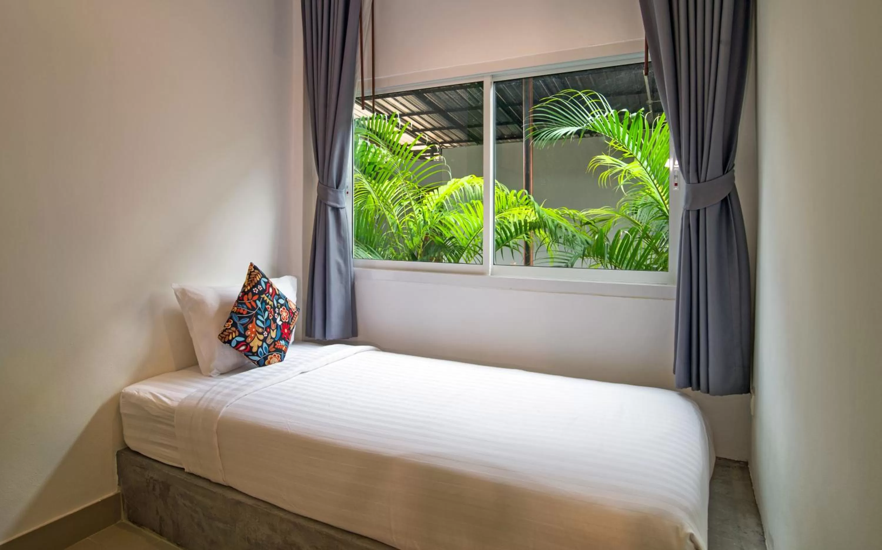 Photo of the whole room, Bed in The Fong Krabi resort