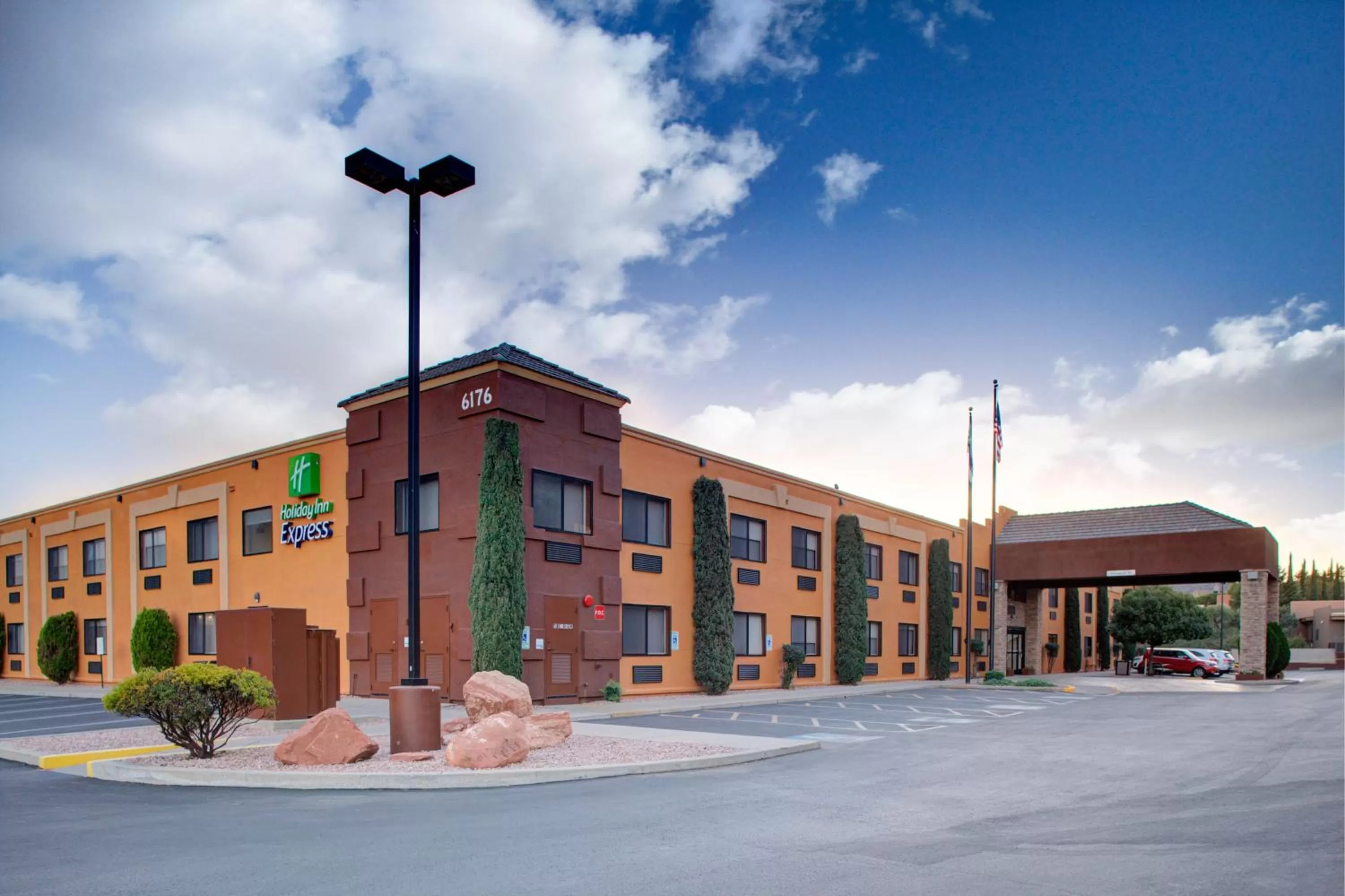 Holiday Inn Express Sedona - Oak Creek by IHG