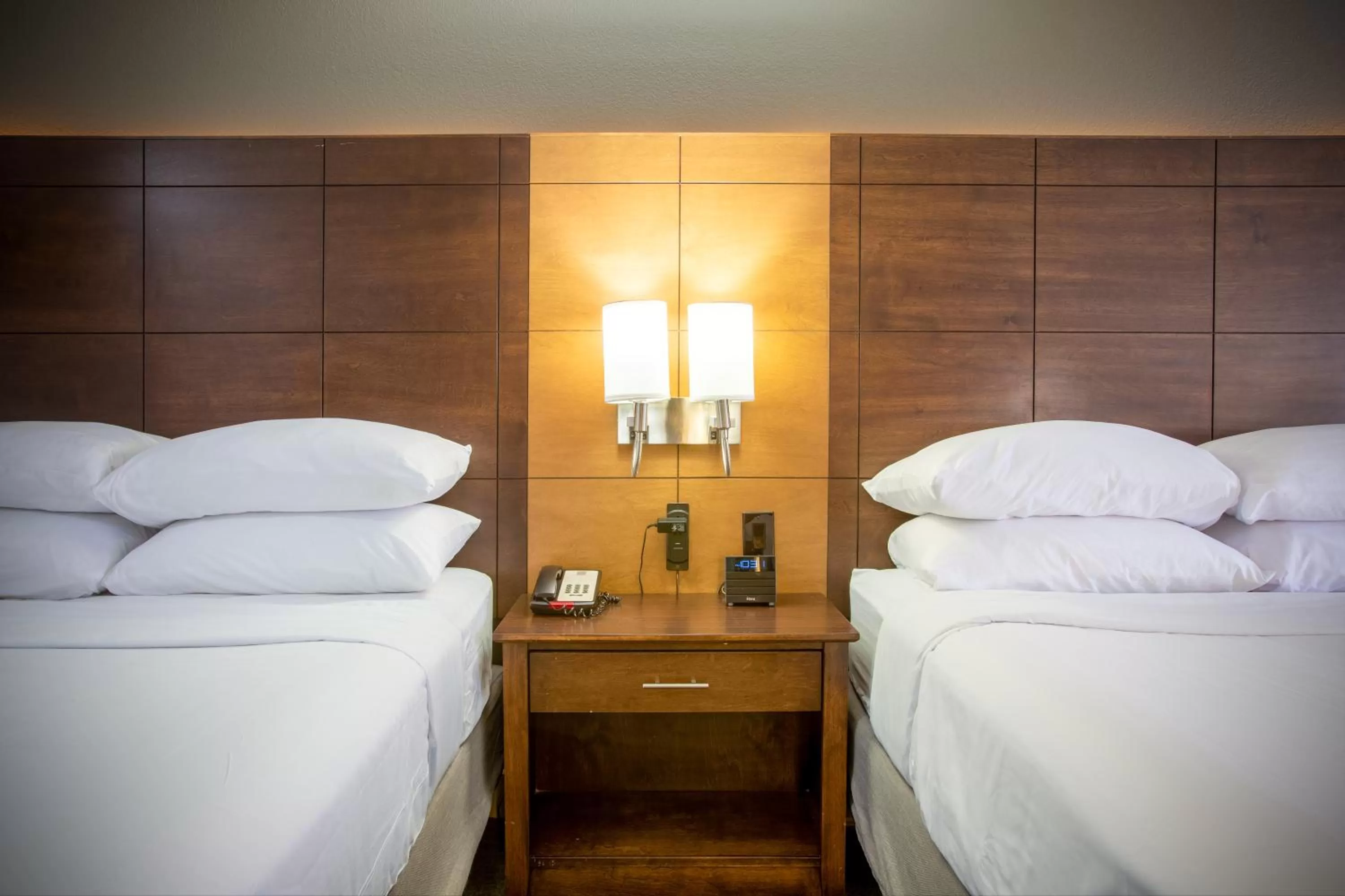 Bed in Arroyo Pinion Hotel, an Ascend Collection Hotel