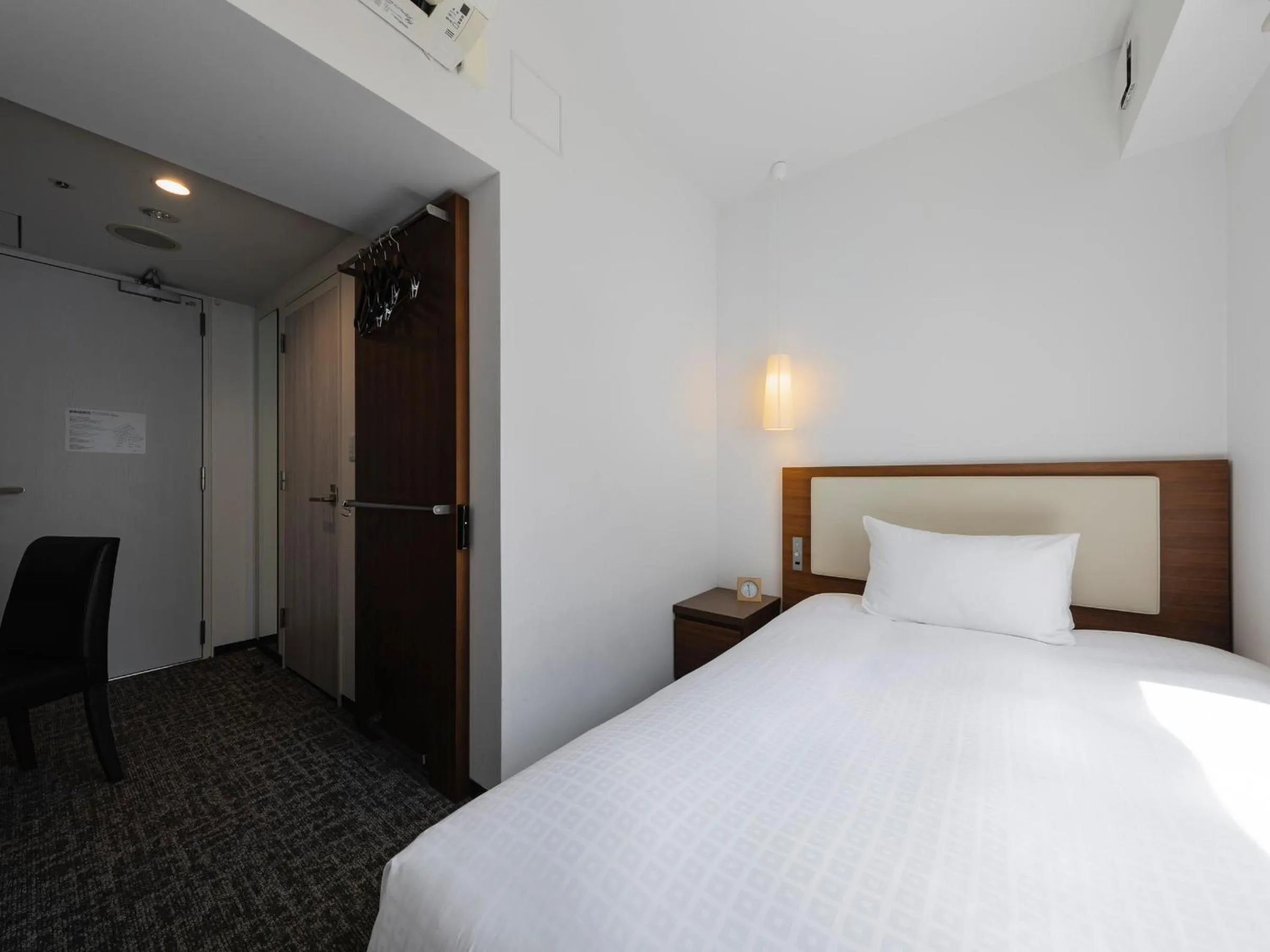 Photo of the whole room, Bed in Tokyu Stay Shinjuku