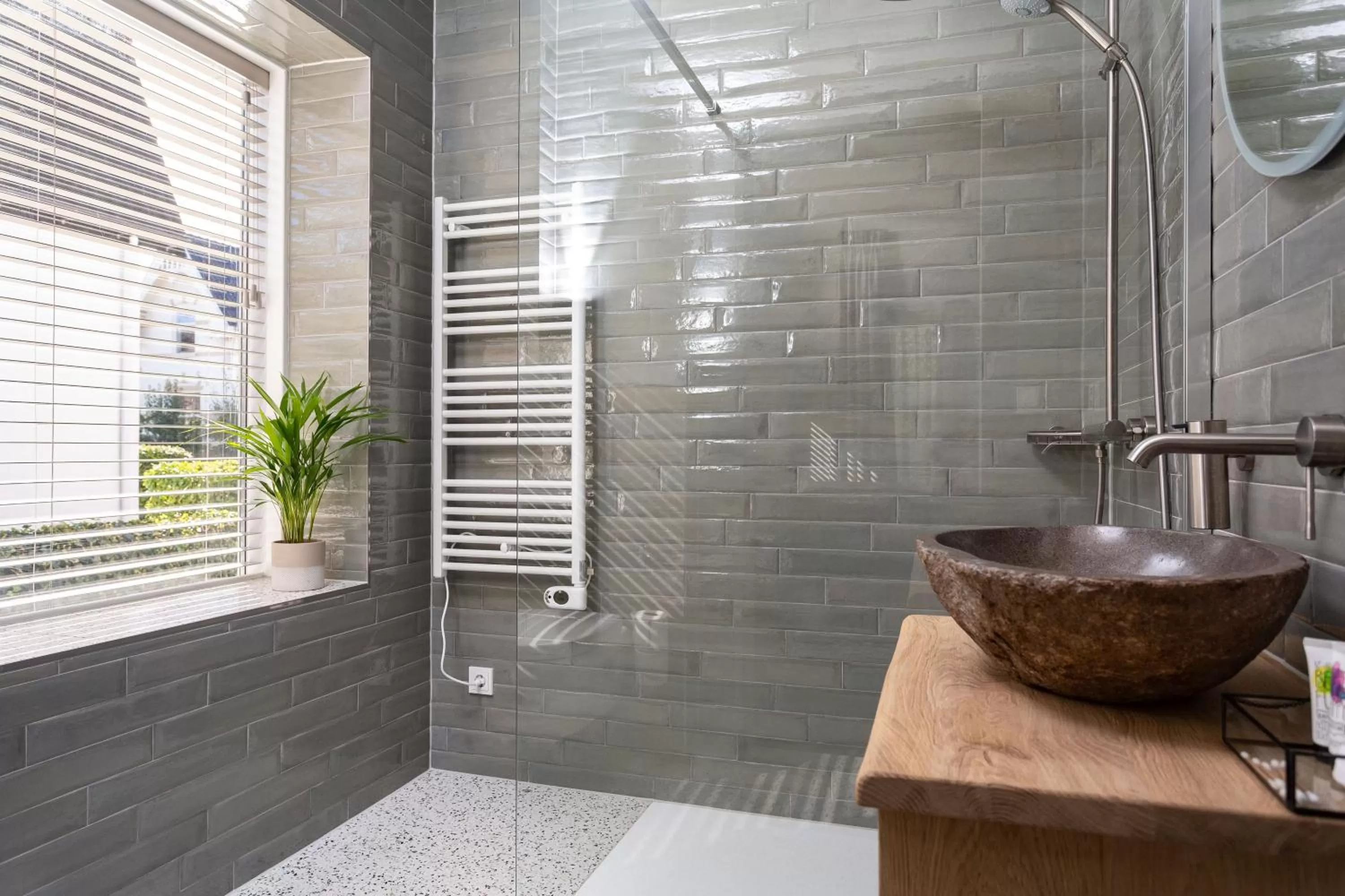 Bathroom in B&B De Mansarde