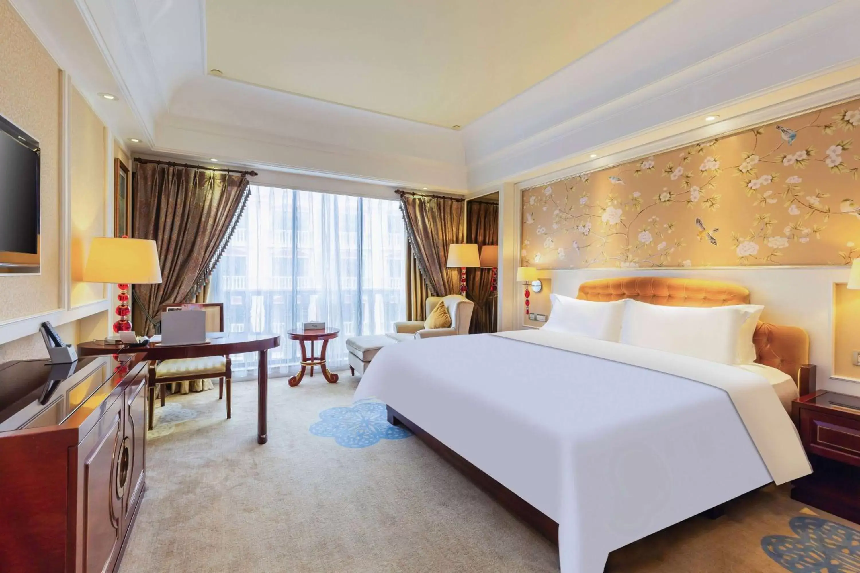 Deluxe King Room in WYNDHAM Foshan shunde Deluxe King Room in WYNDHAM Foshan shunde