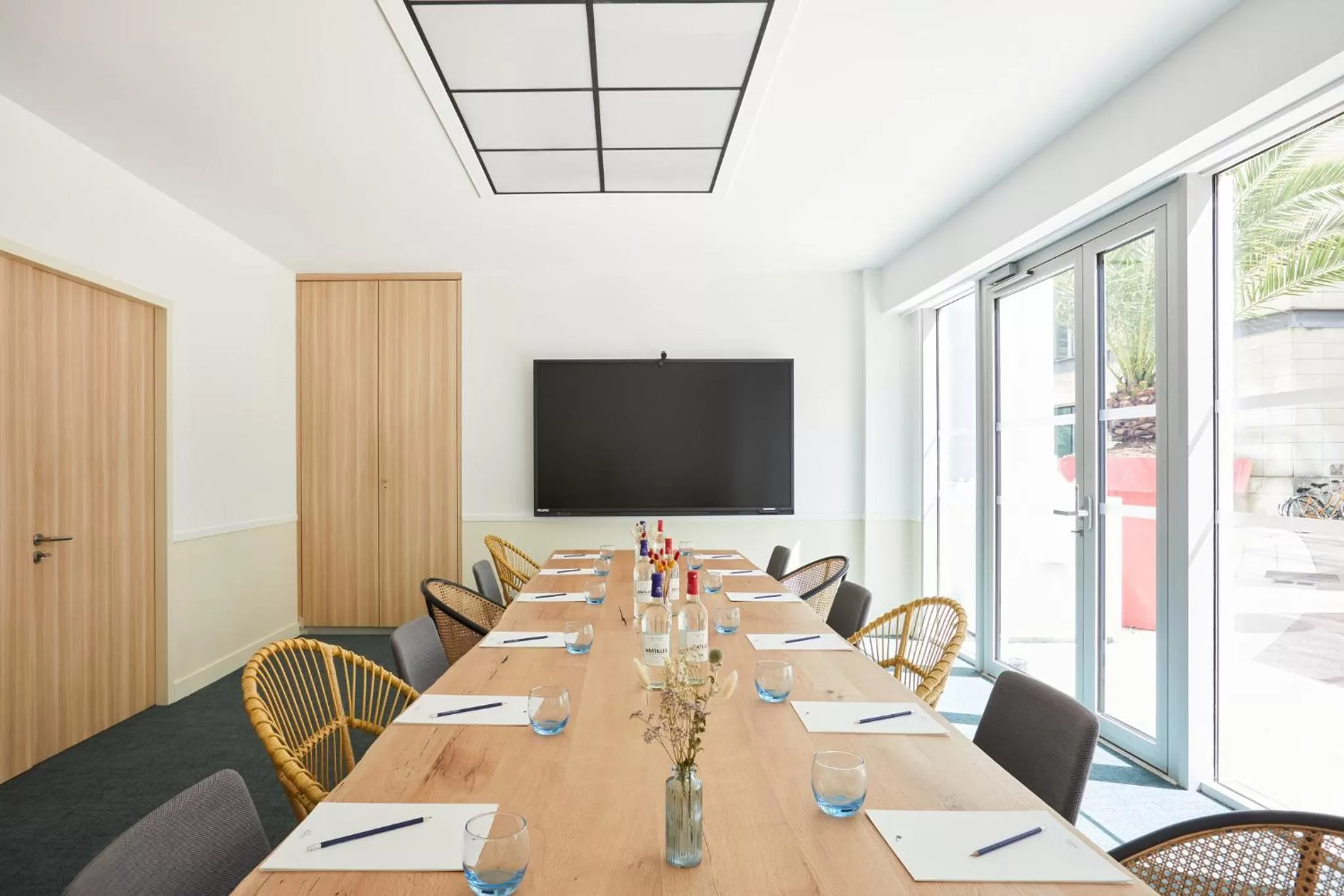 Meeting/conference room in Hotel Indigo Bordeaux Centre Chartrons by IHG