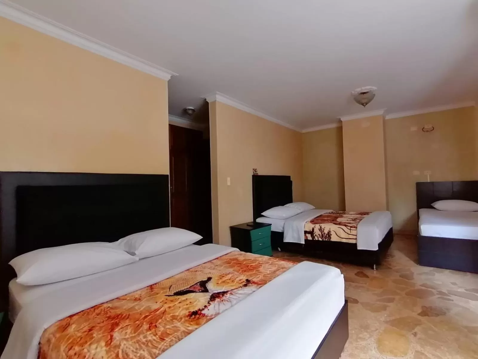 Bedroom, Bed in HOTEL GOLDEN SUITE