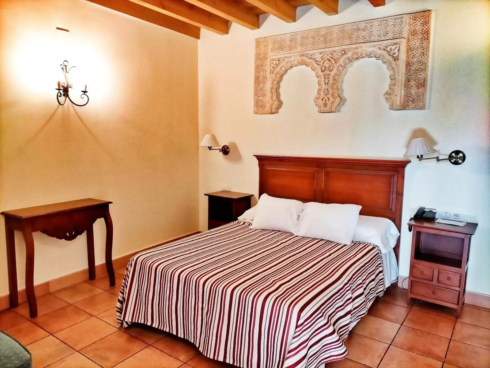 Bedroom, Bed in Abadía Hotel