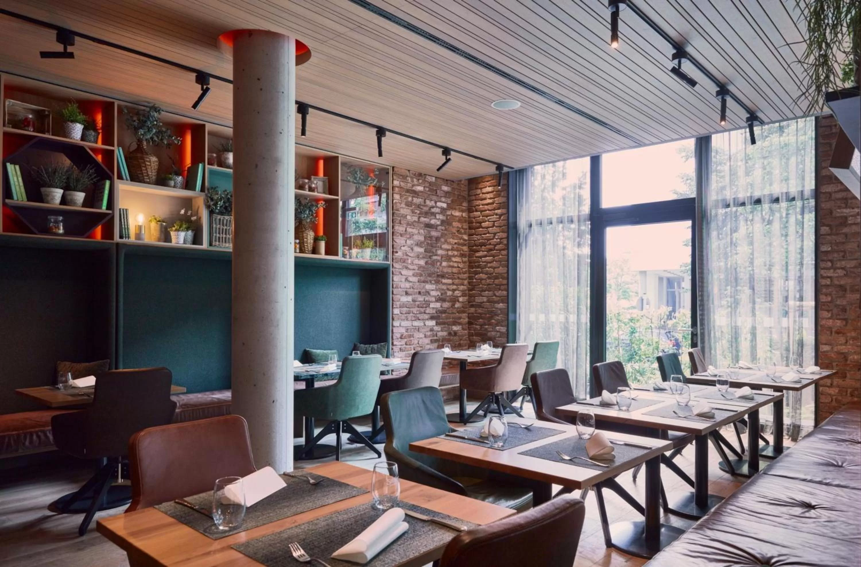 Restaurant/places to eat in Holiday Inn - Osnabrück by IHG