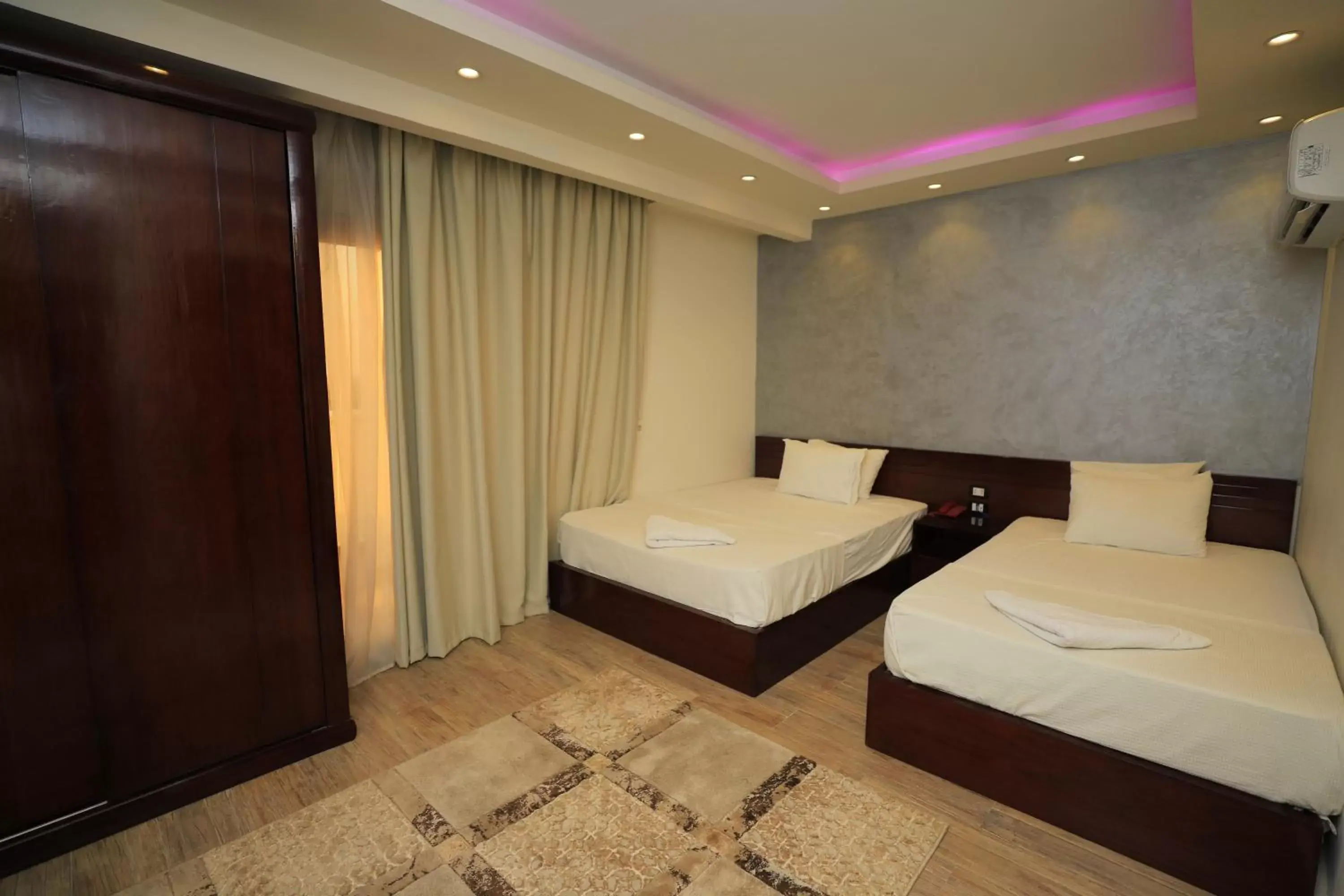 Deluxe Double Room with Balcony in Jewel Grand Museum & Pyramids View Deluxe Double Room with Balcony in Jewel Grand Museum & Pyramids View