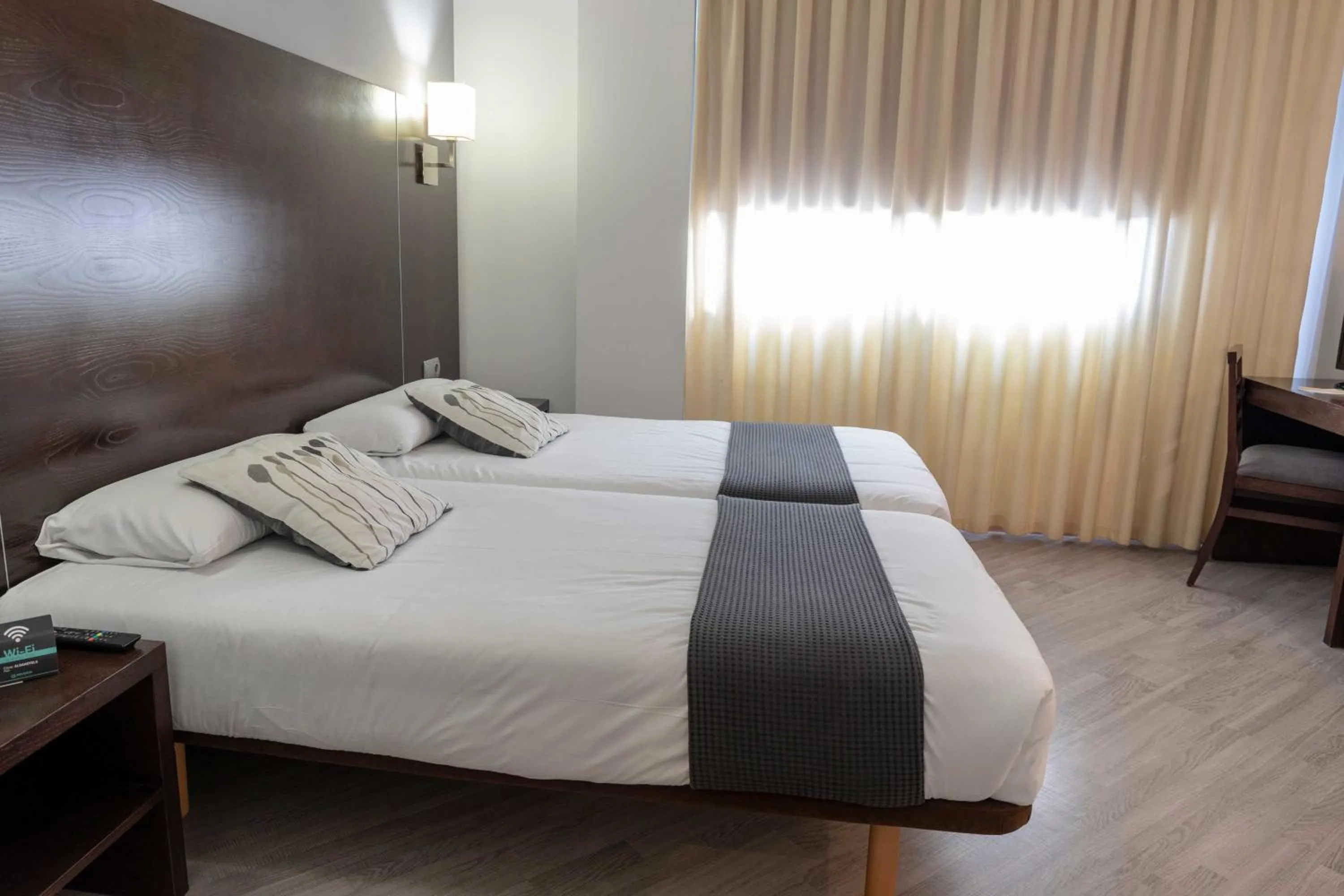 Bed in Hotel Alda Cardeña