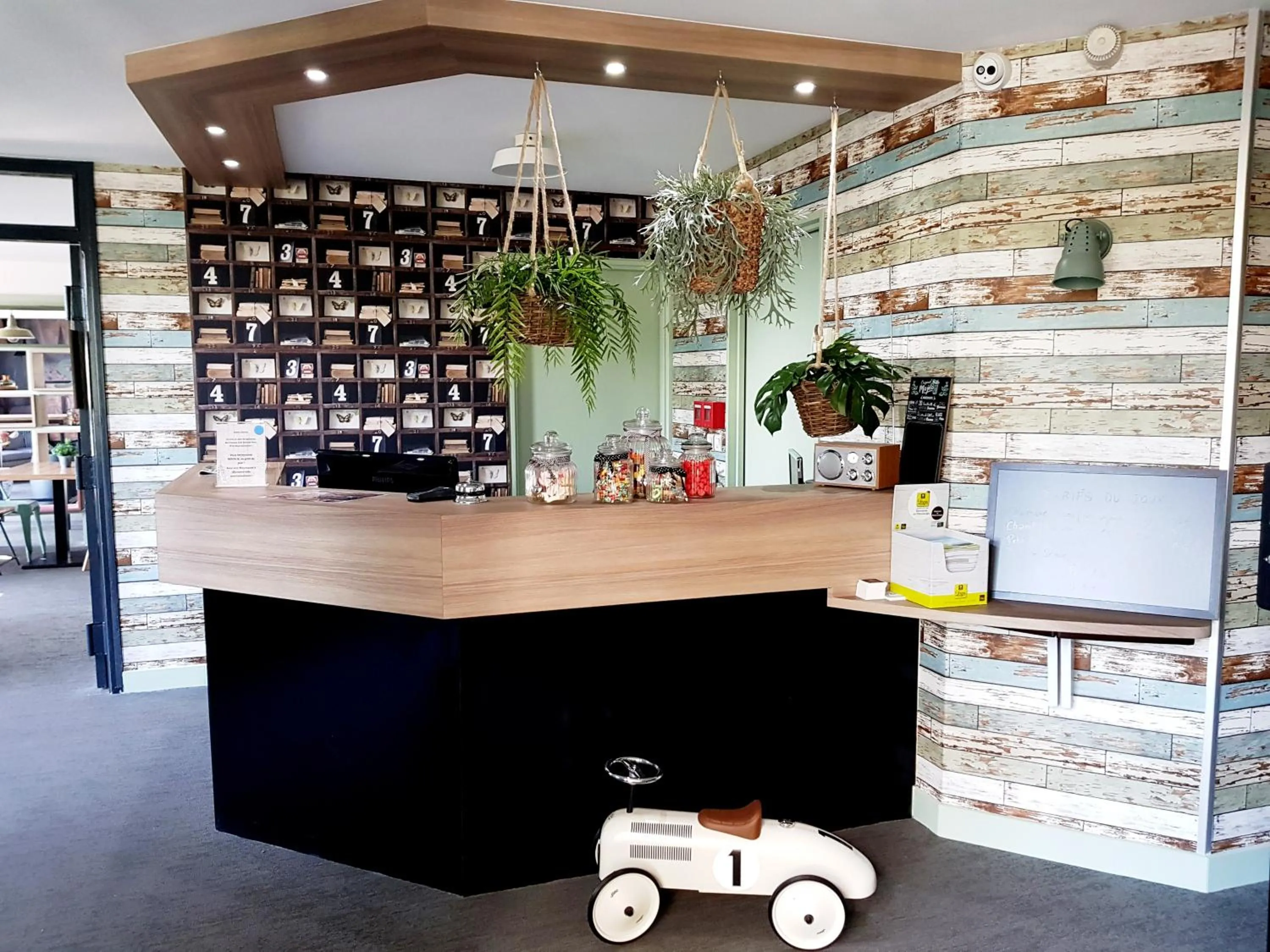 Lobby or reception in Logis Boutique Hotel Novalis