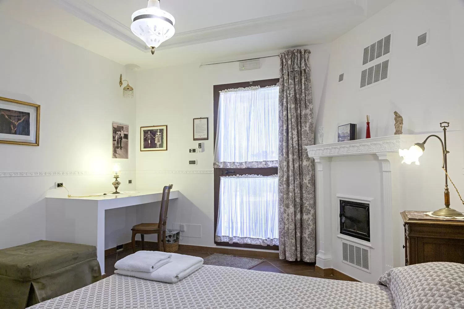 Bed in B&B Barletta Acasamia con Parcheggio Privato