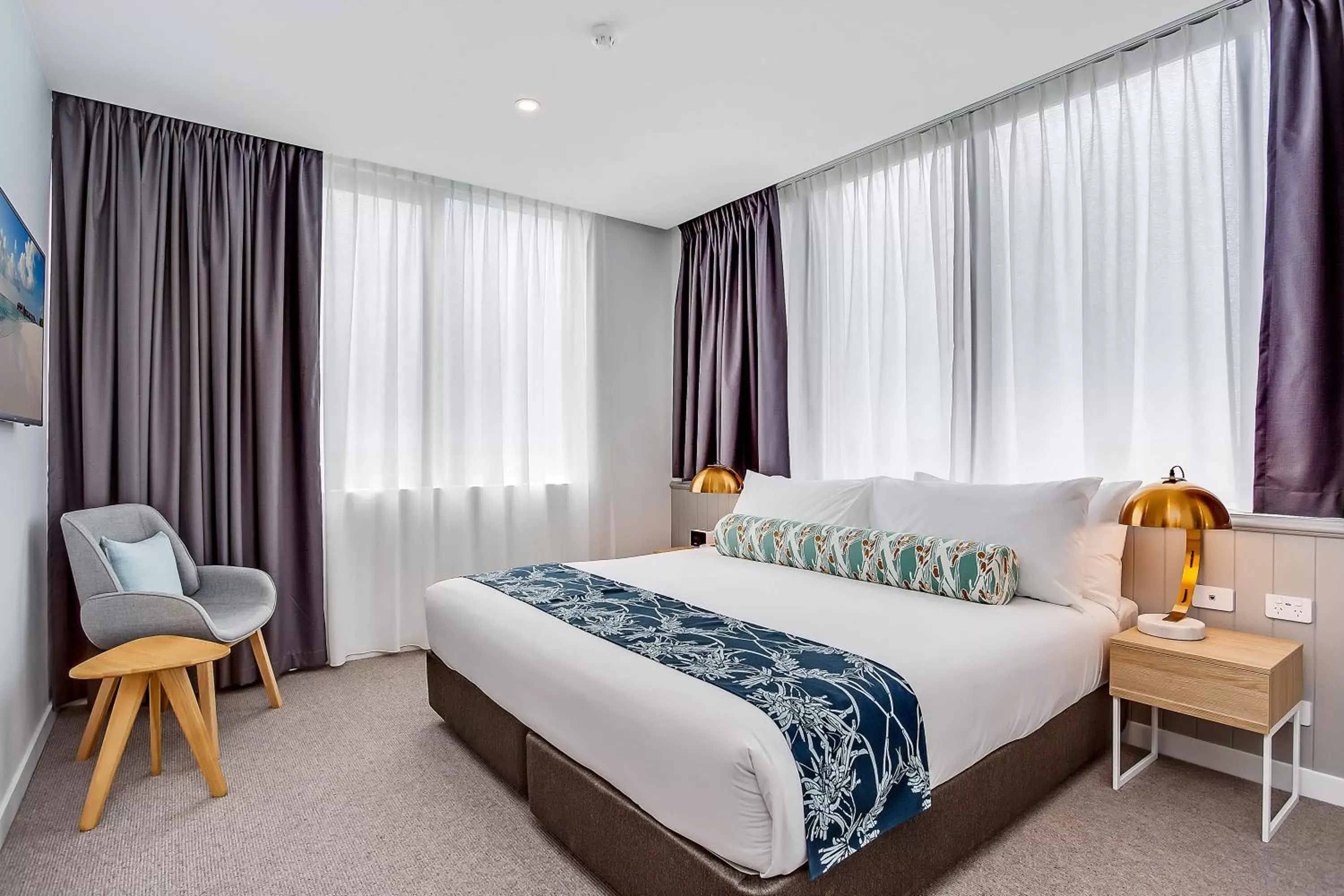 King Suite - Disability Access in Mantra at Sharks King Suite - Disability Access in Mantra at Sharks