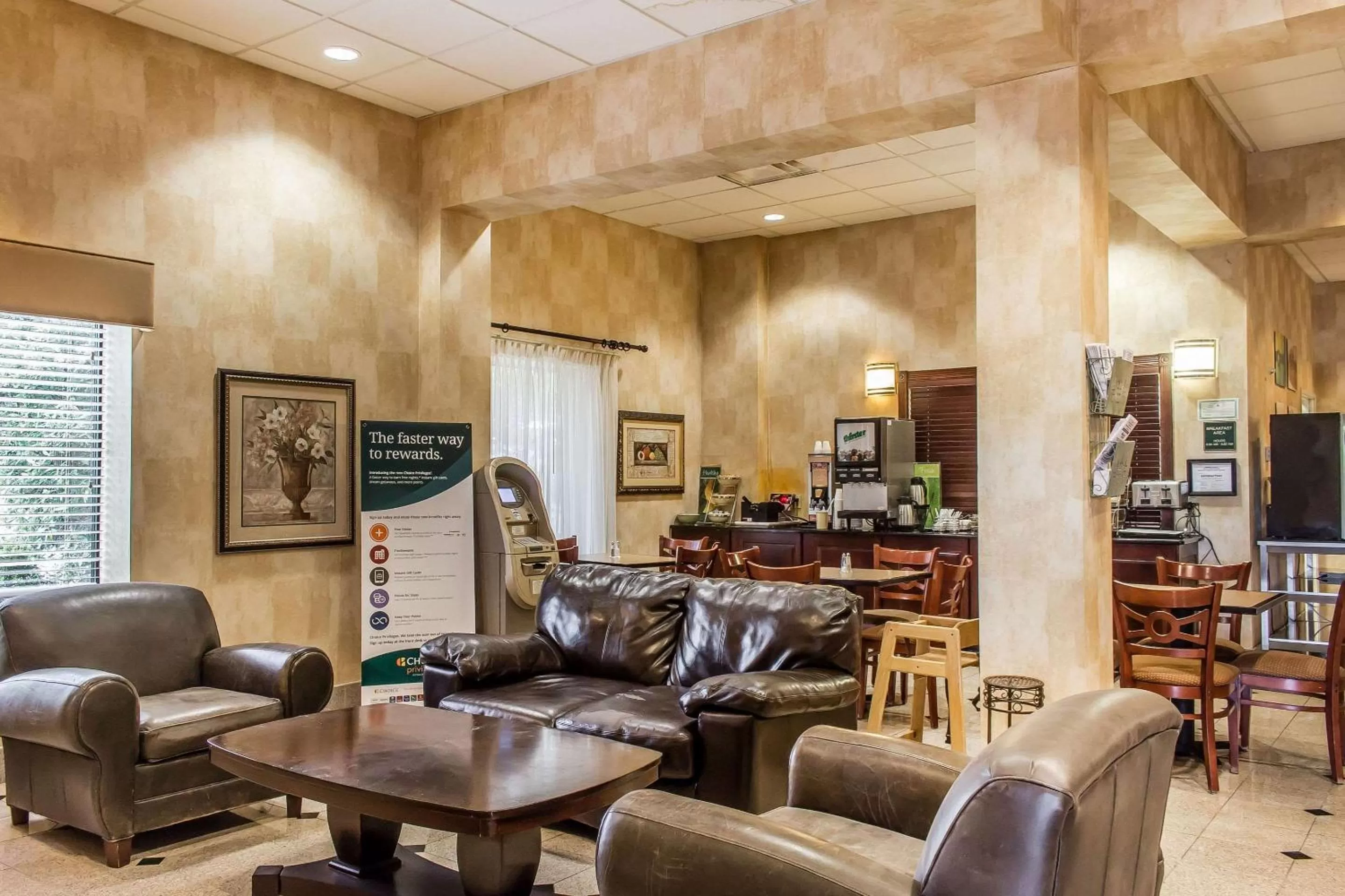 Lobby or reception in Quality Inn Hackettstown - Long Valley