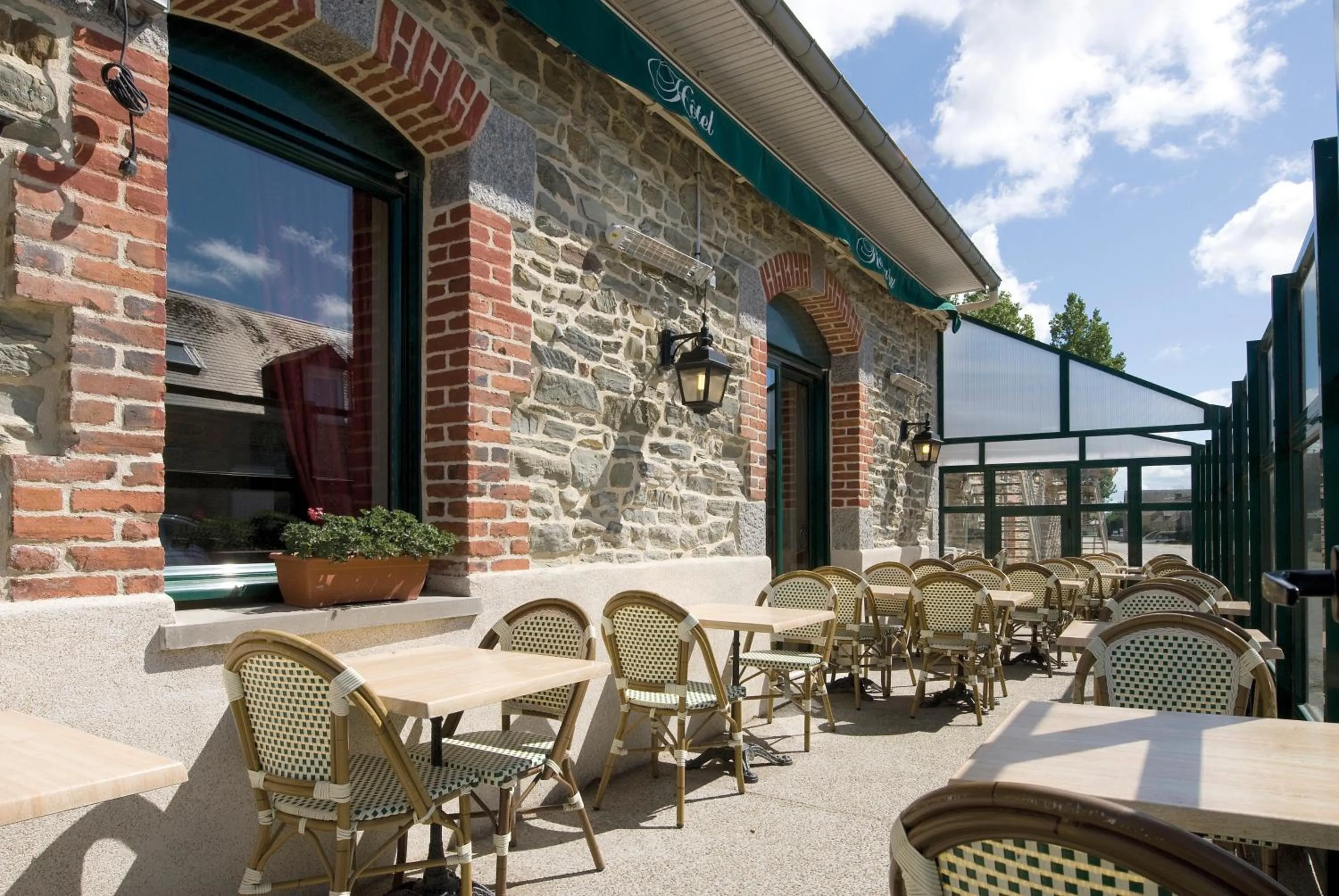 Patio in Auberge de la Baie