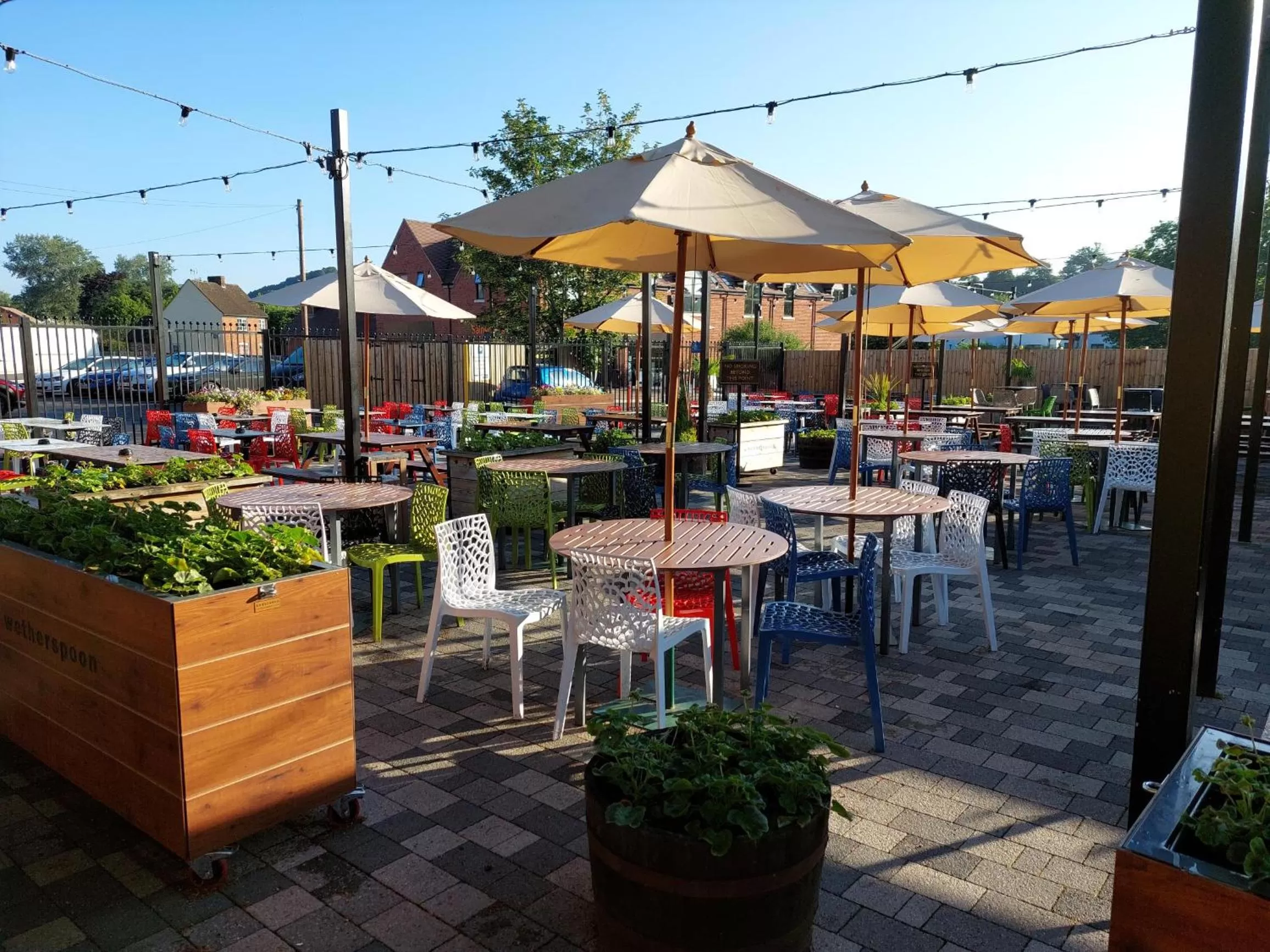 Garden, Restaurant/Places to Eat in George Hotel Wetherspoon