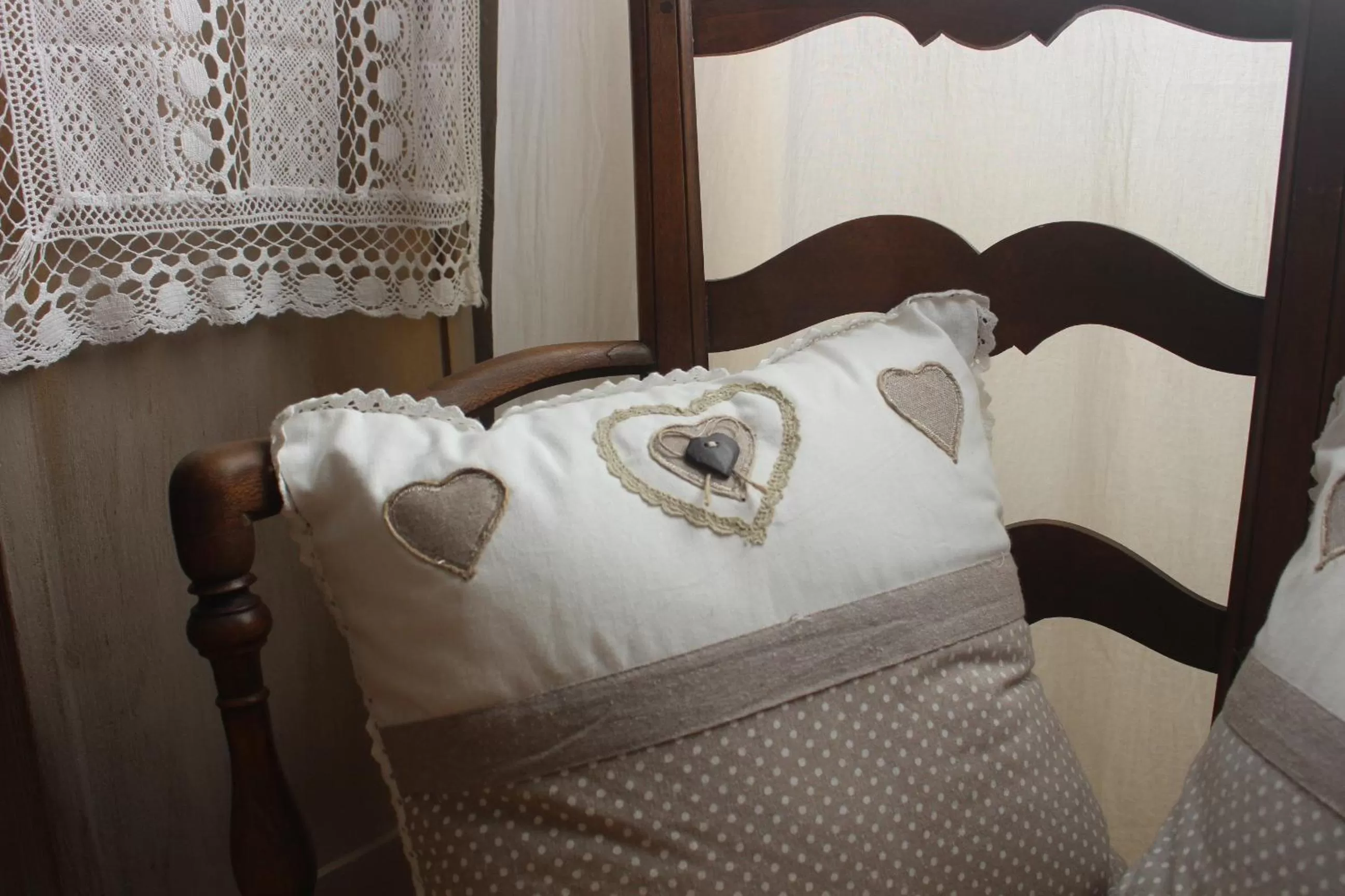 Bedroom, Bed in LE MAS COTHY en Provence